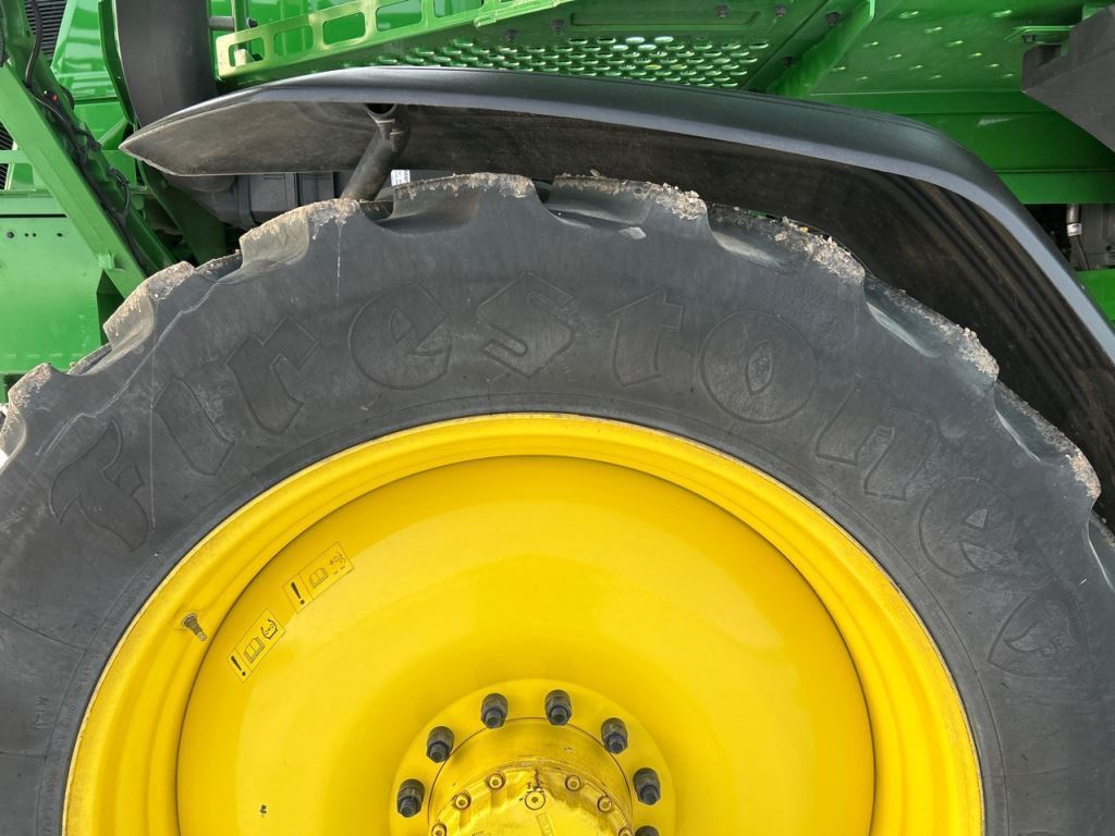 2022 John Deere 410R Self-Propelled Sprayer