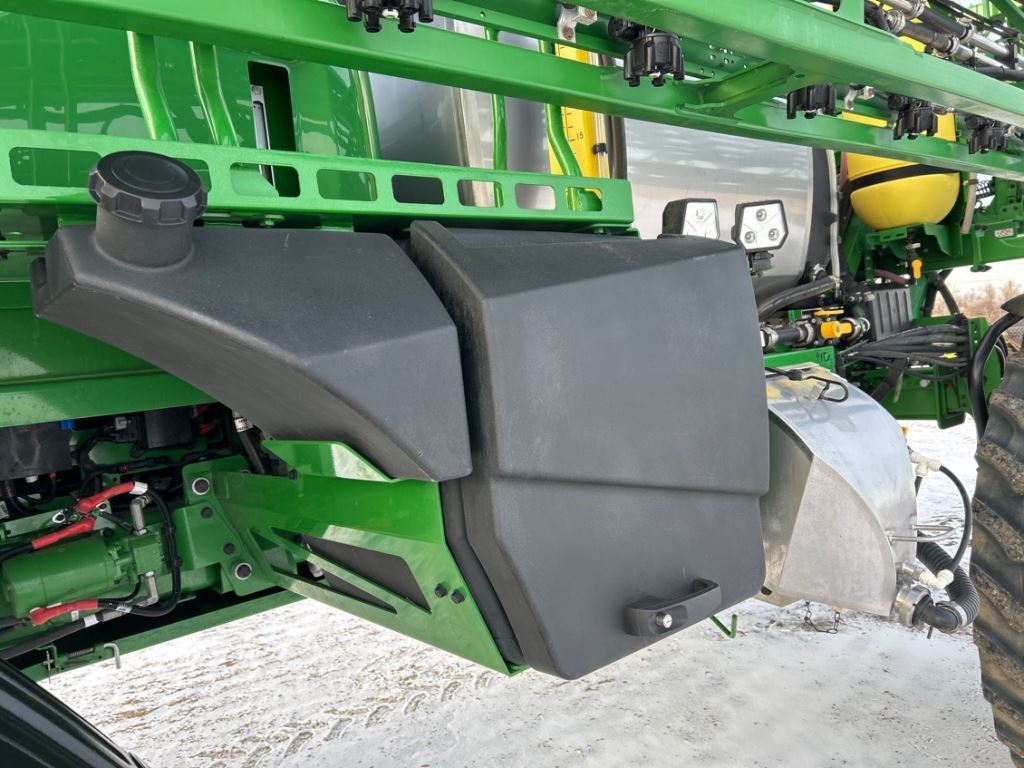 2022 John Deere 410R Self-Propelled Sprayer