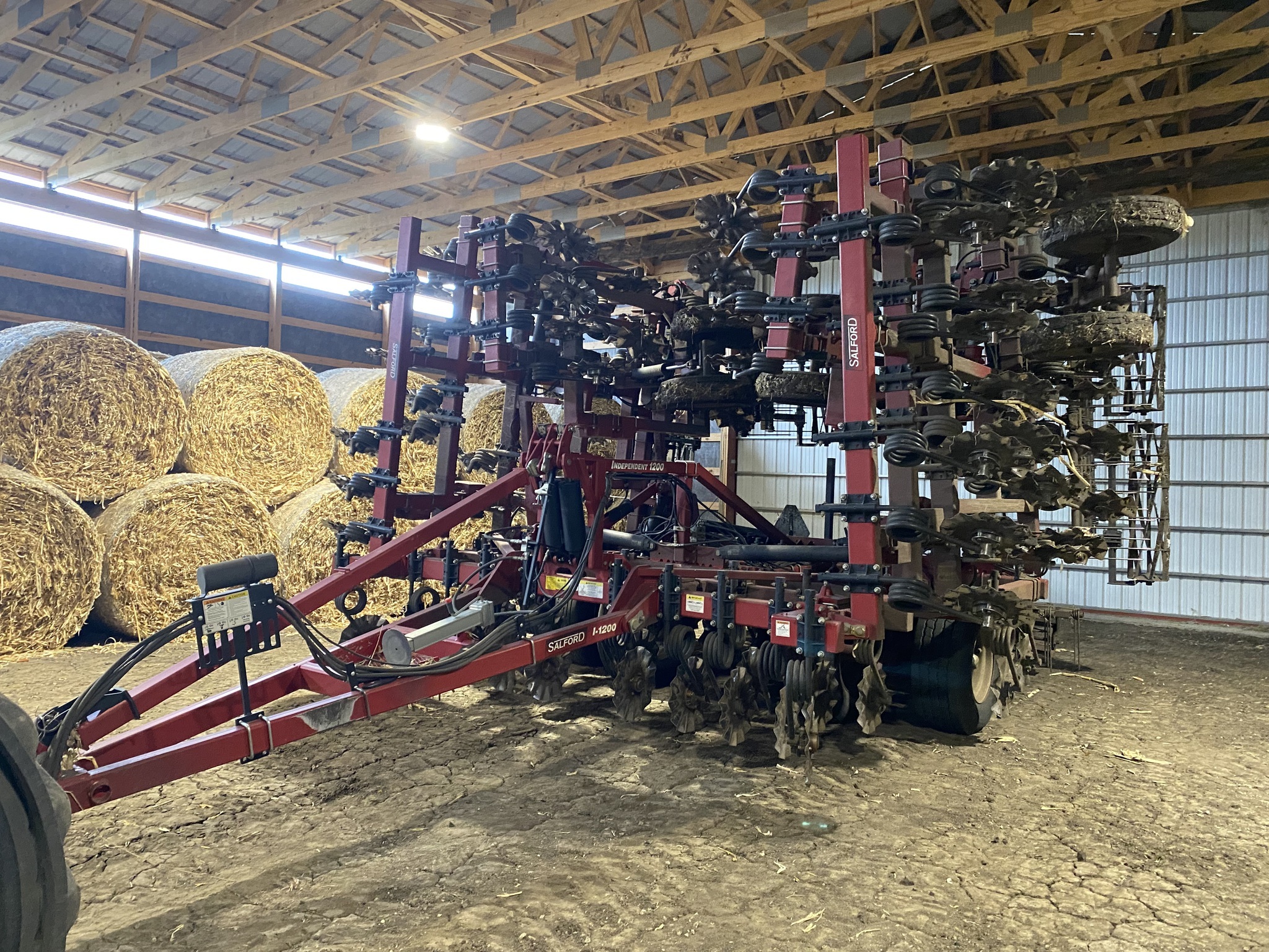 2019 Salford I-1200 Vertical Tillage