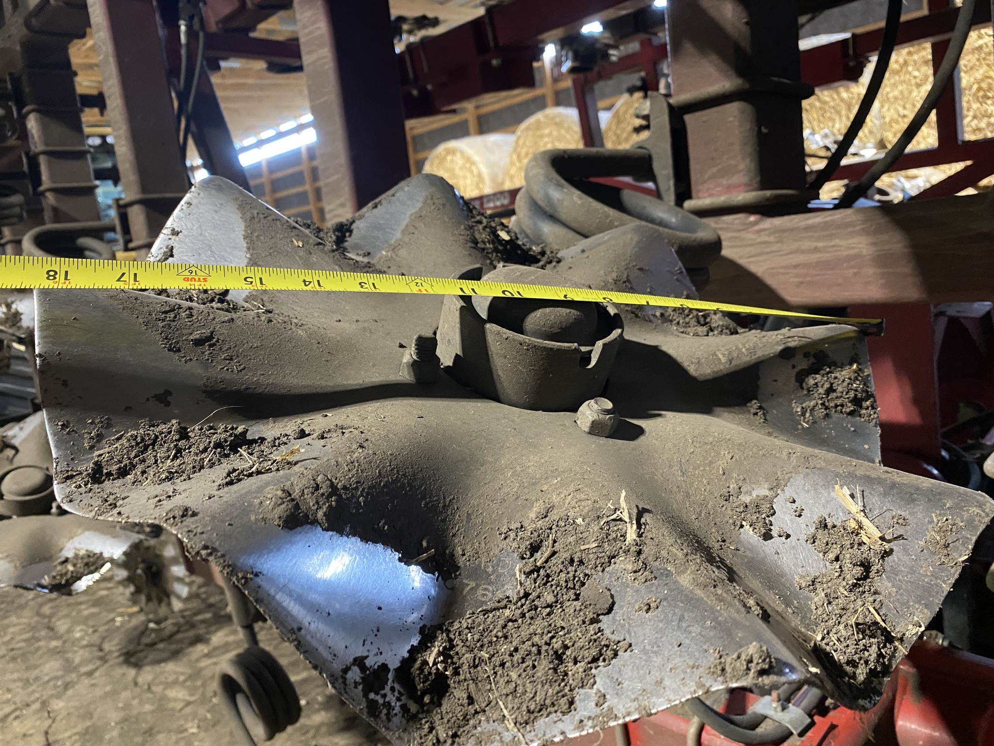 2019 Salford I-1200 Vertical Tillage