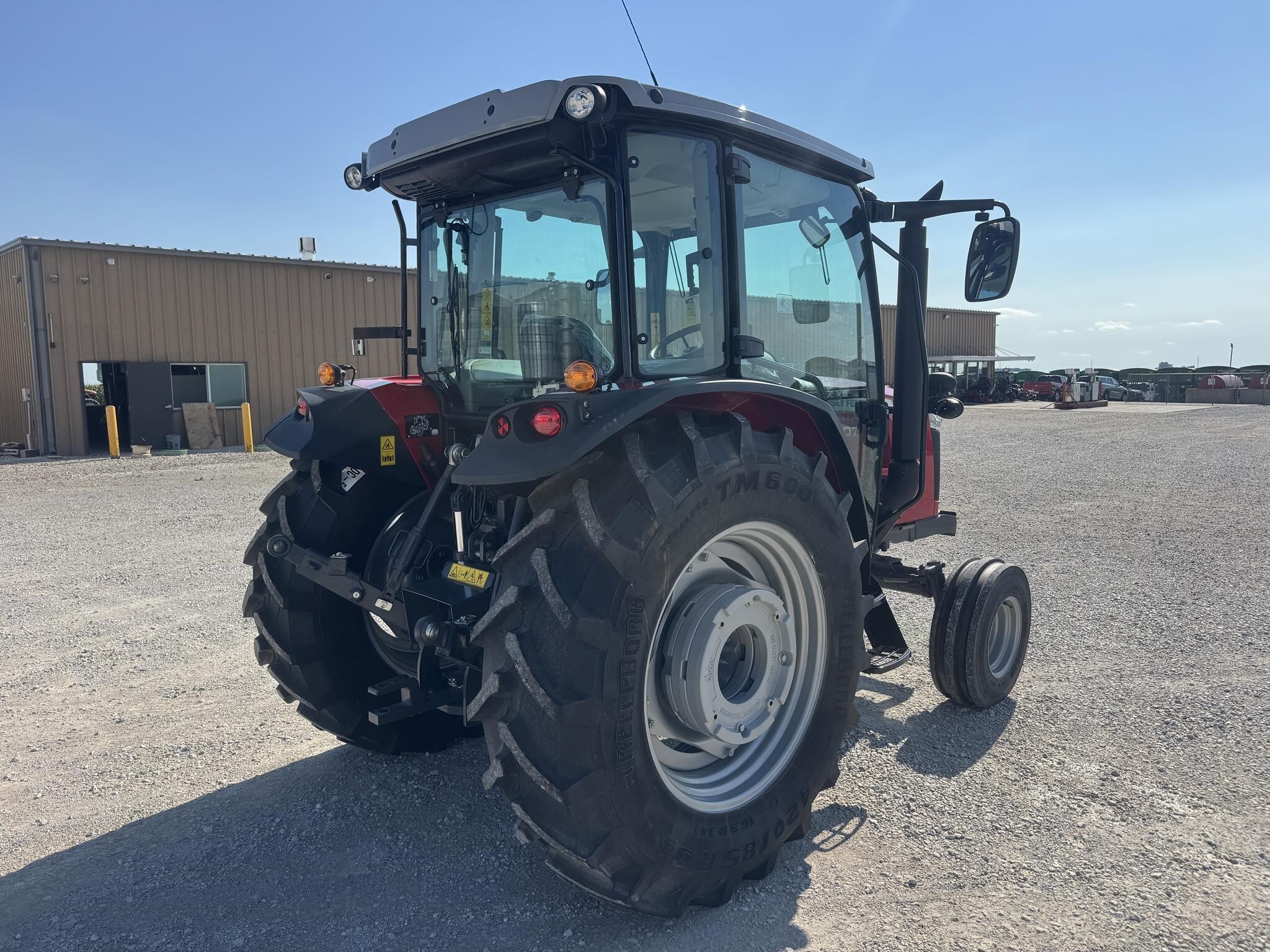 2025 Massey Ferguson 4707 Tractor