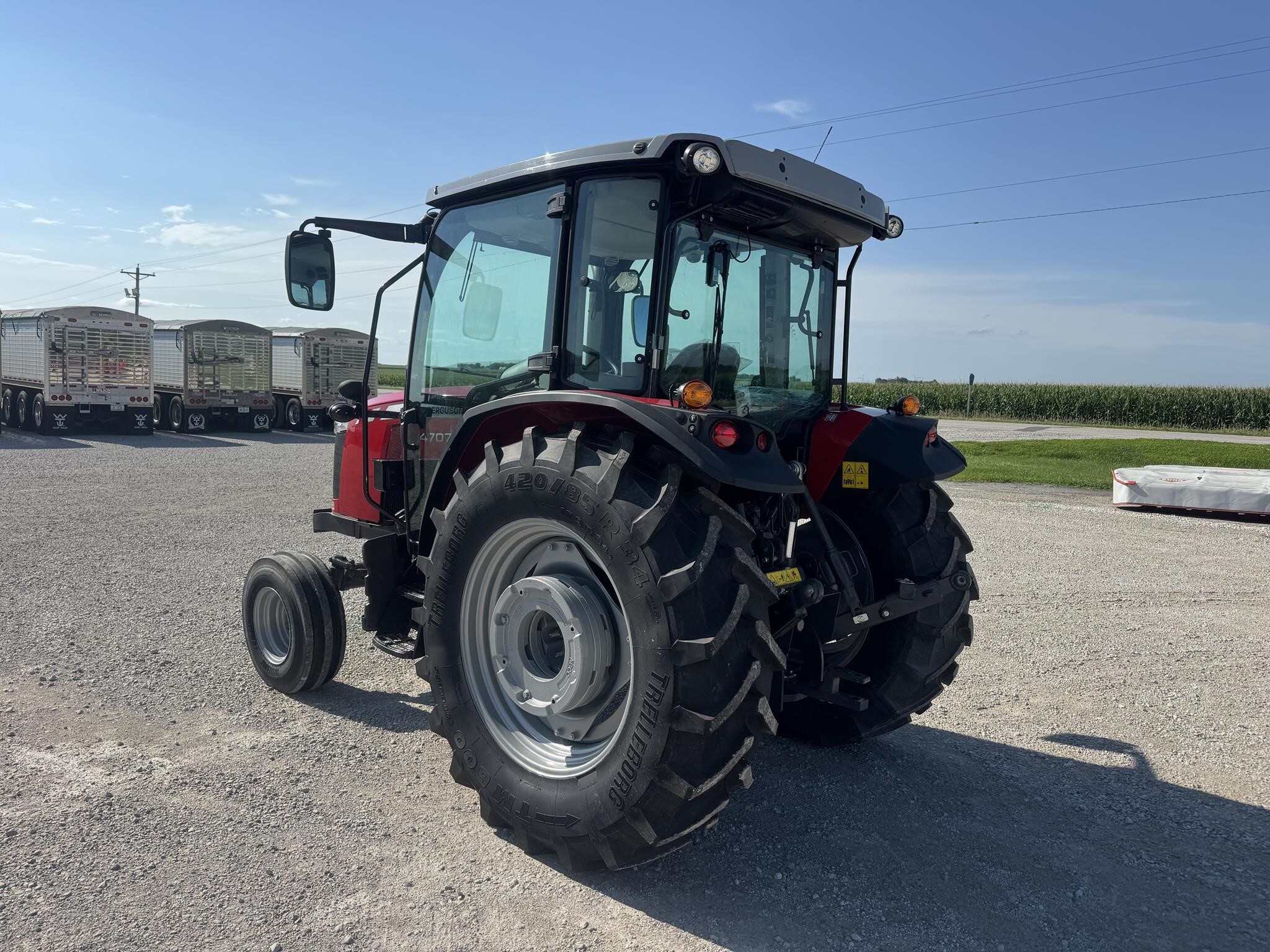 2025 Massey Ferguson 4707 Tractor