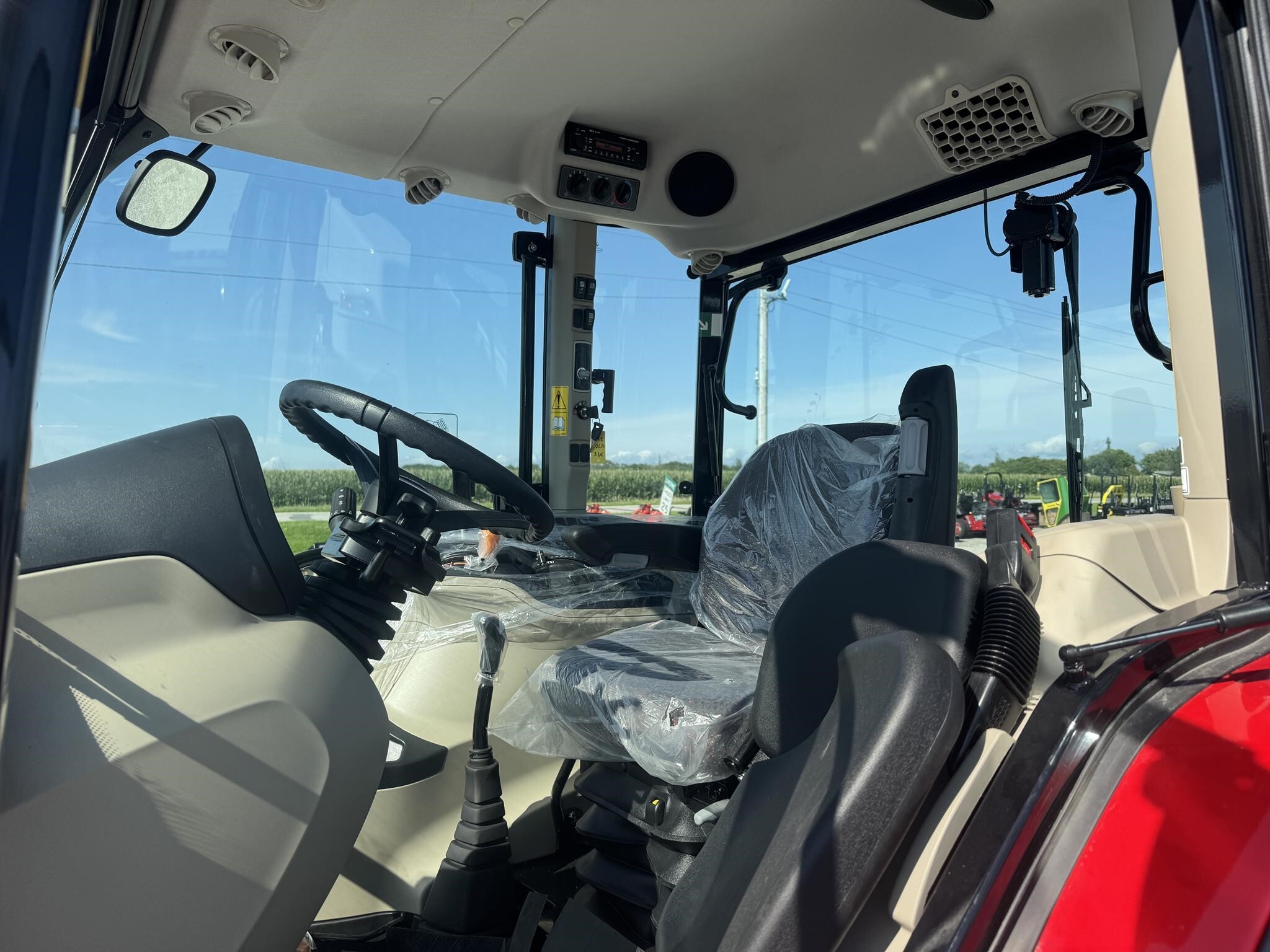 2025 Massey Ferguson 4707 Tractor