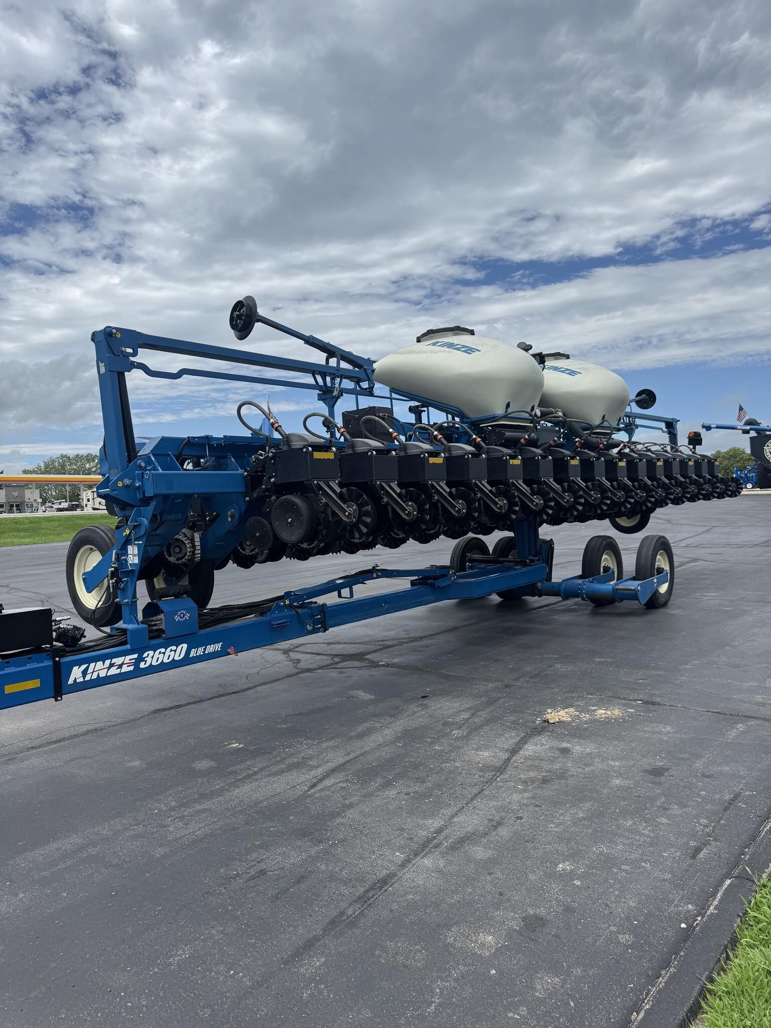 2020 Kinze 3660 Planter