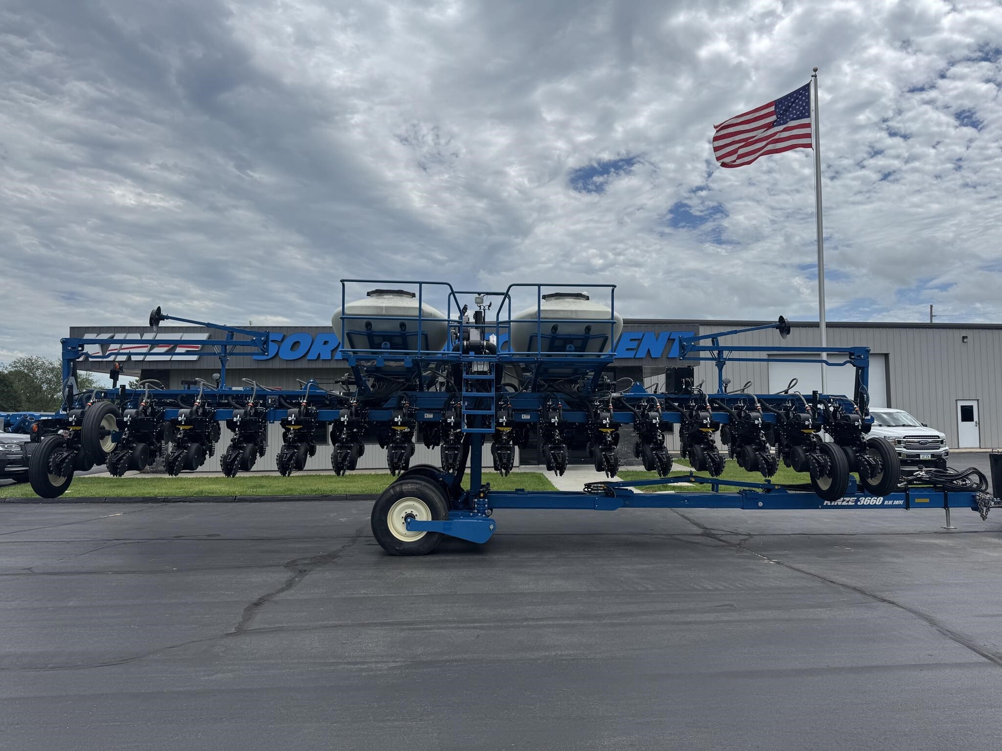 2020 Kinze 3660 Planter