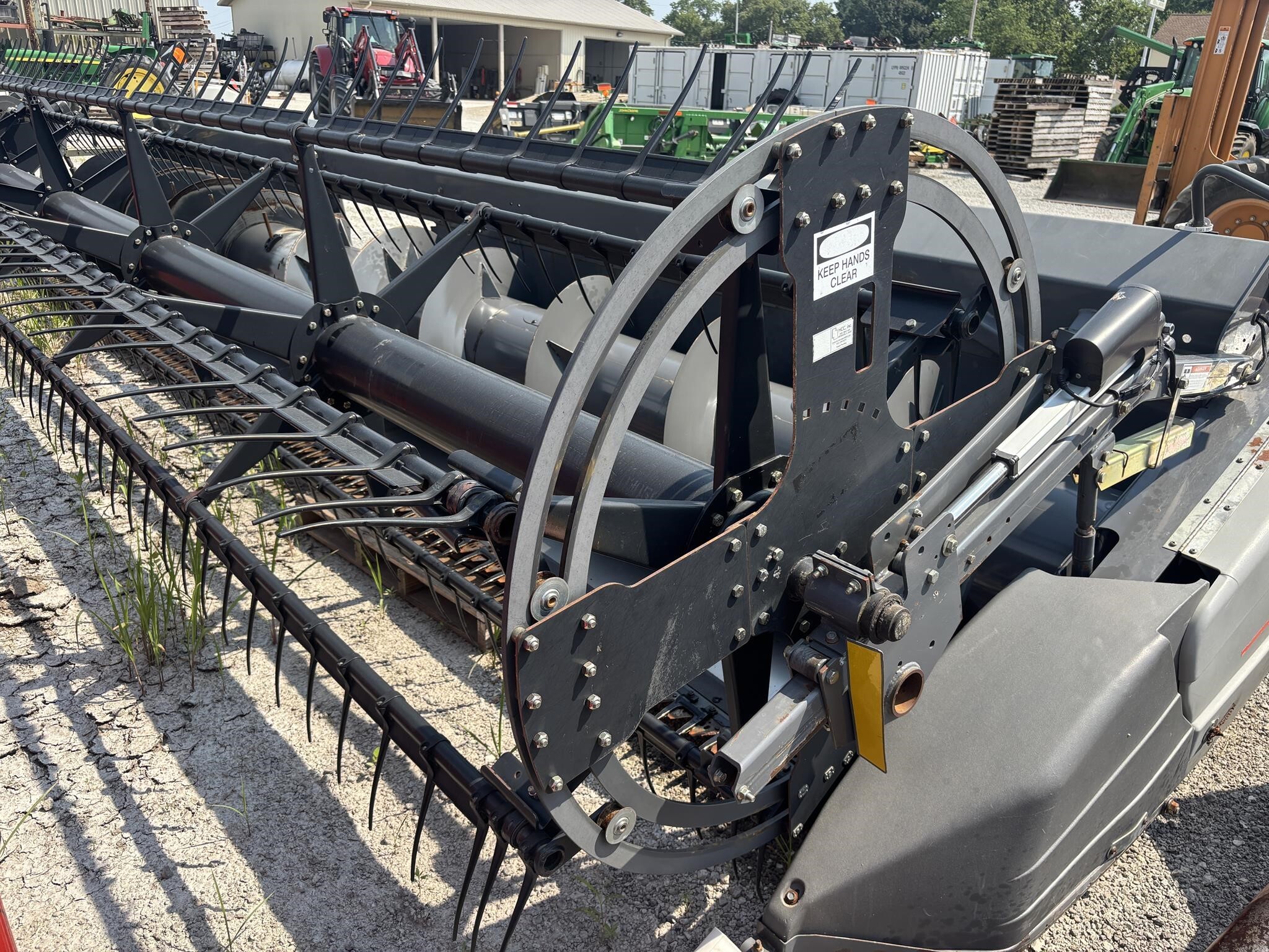2008 Gleaner 8200 Platform