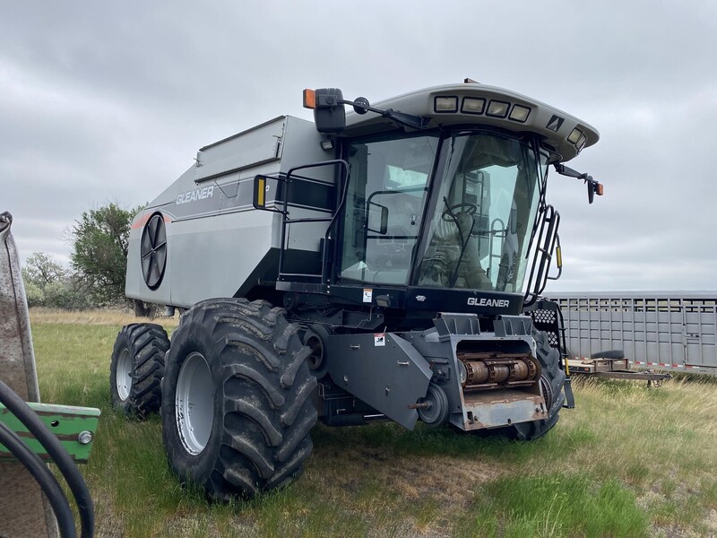 Used Gleaner Combines for Sale - 139 Listings | Machinery Pete