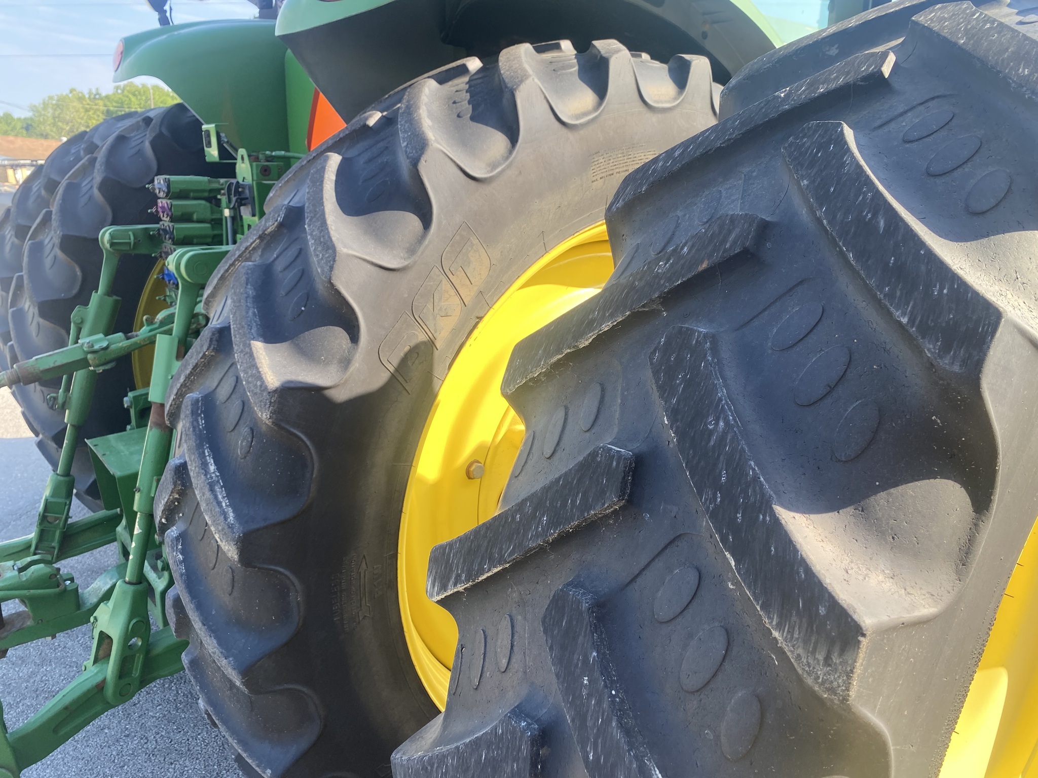 2014 John Deere 8295R Tractor