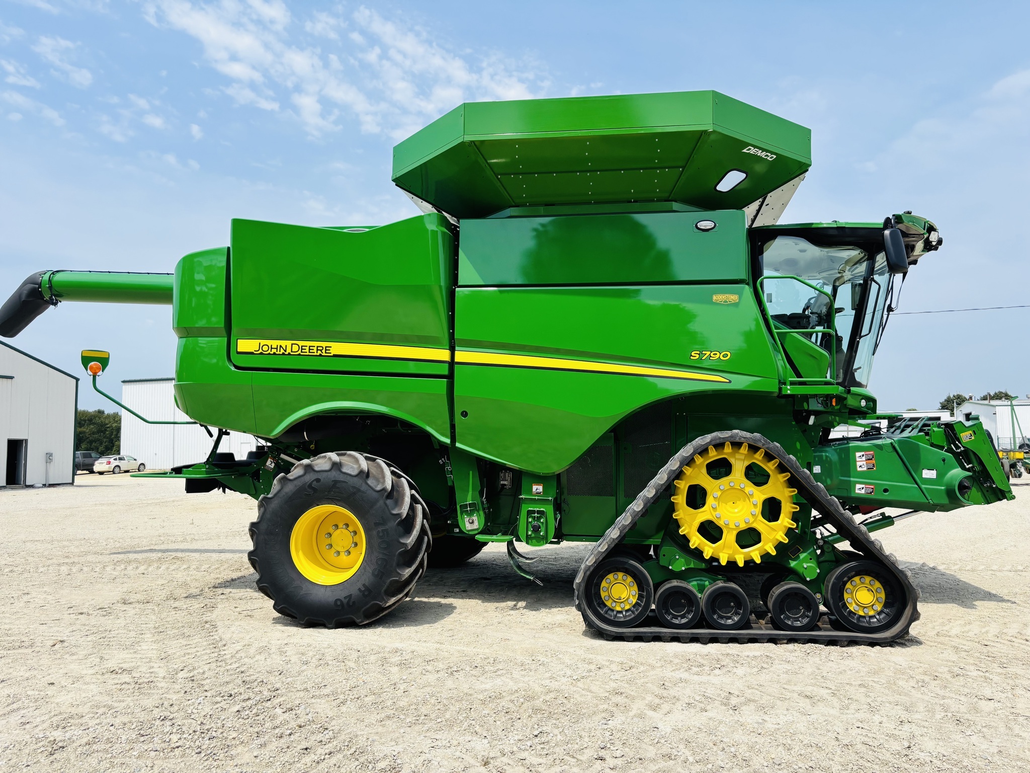 2023 John Deere S790 Combine