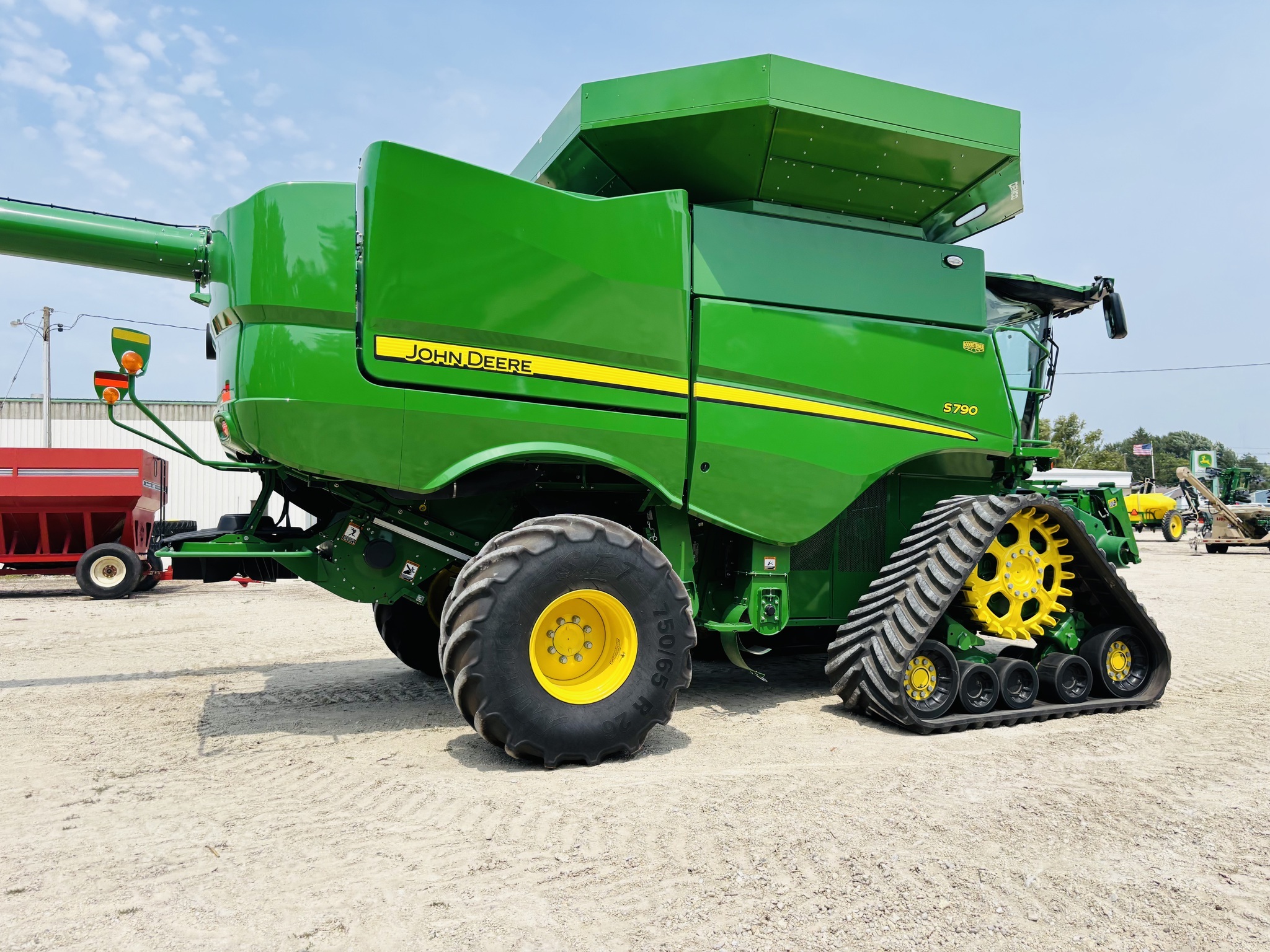 2023 John Deere S790 Combine