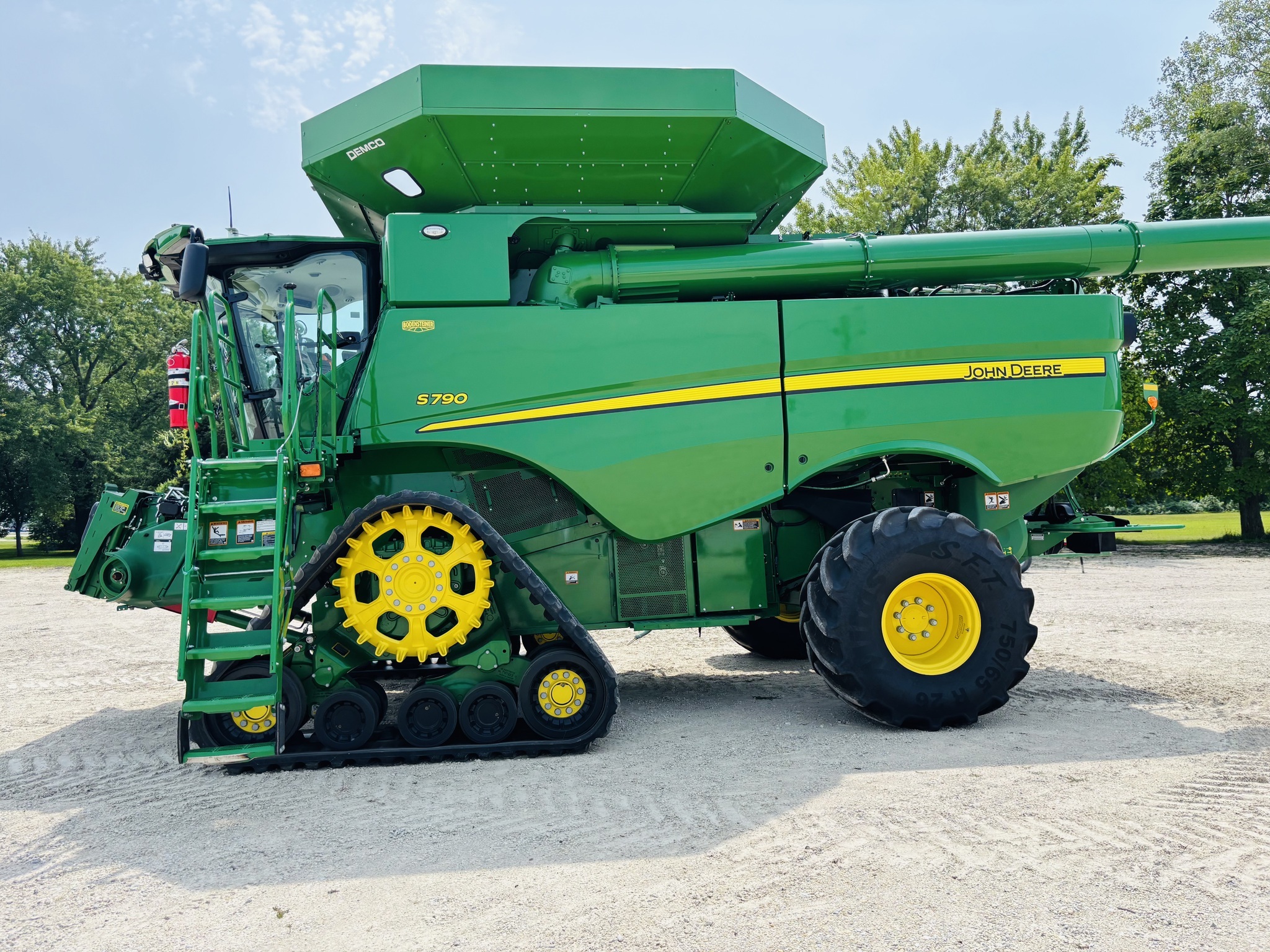 2023 John Deere S790 Combine