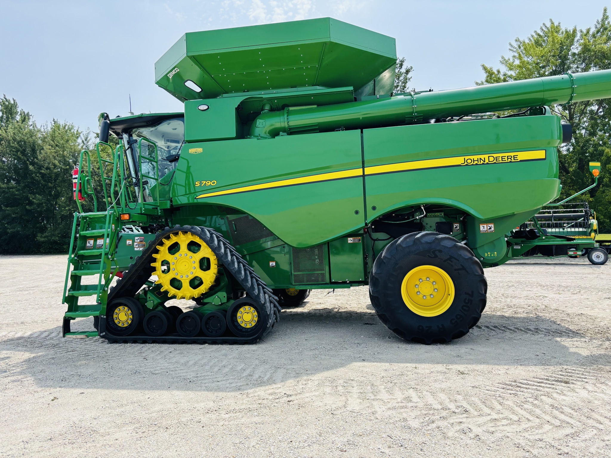 2023 John Deere S790 Combine