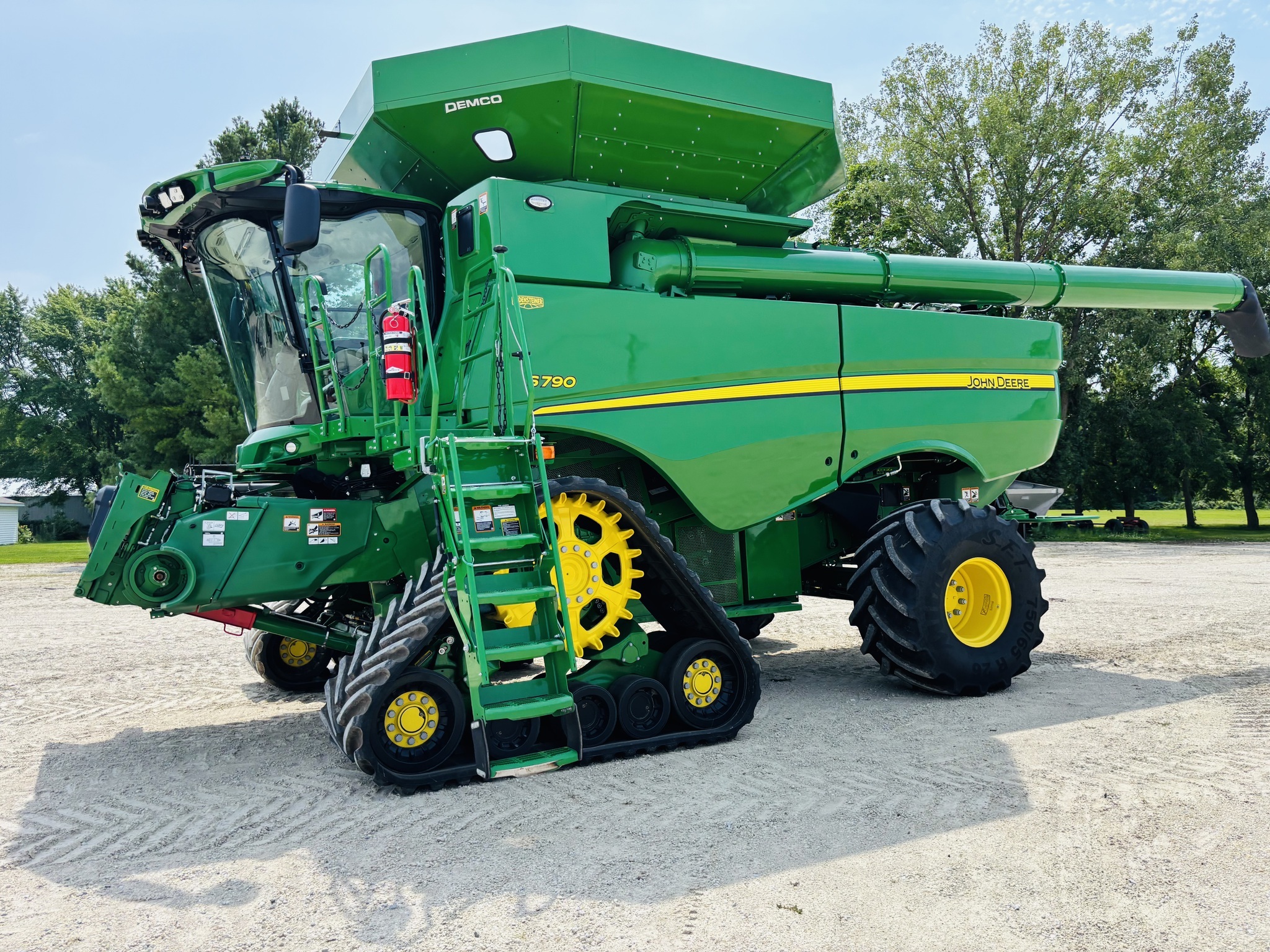 2023 John Deere S790 Combine