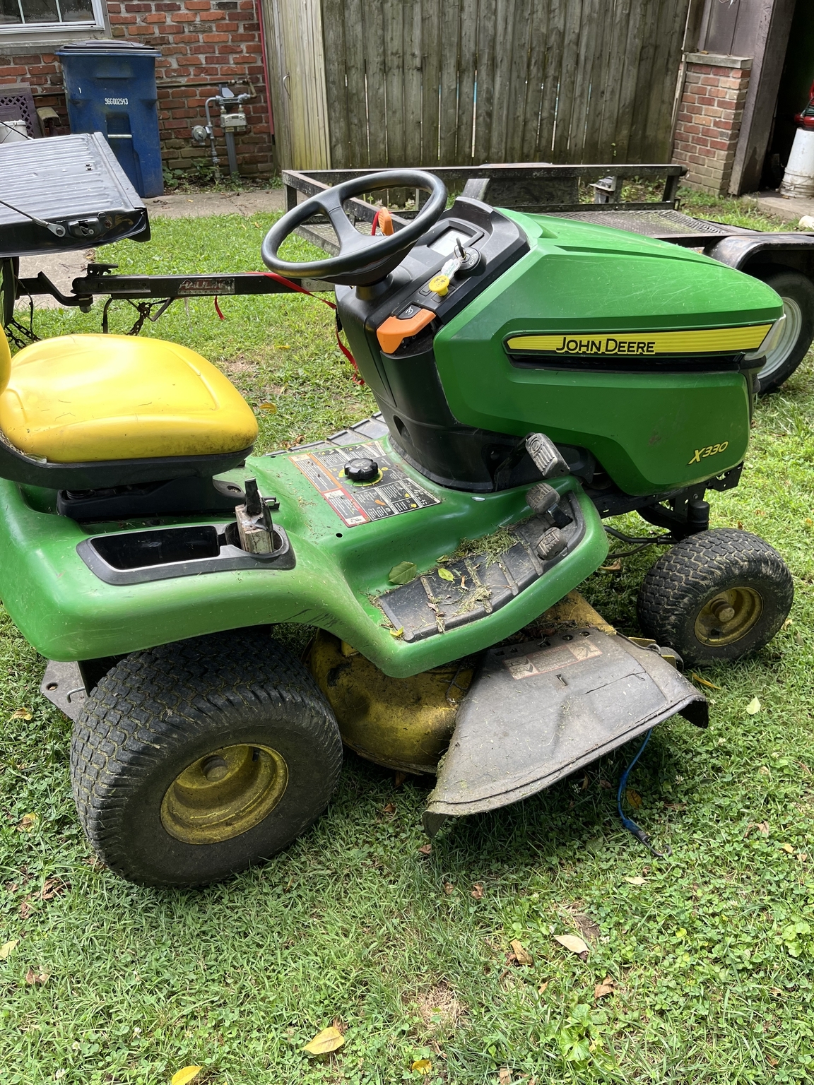 2018 John Deere X330 Lawn Mower