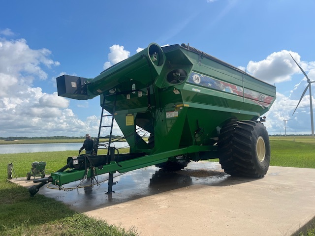 2023 J&M 1401-22 Grain Cart