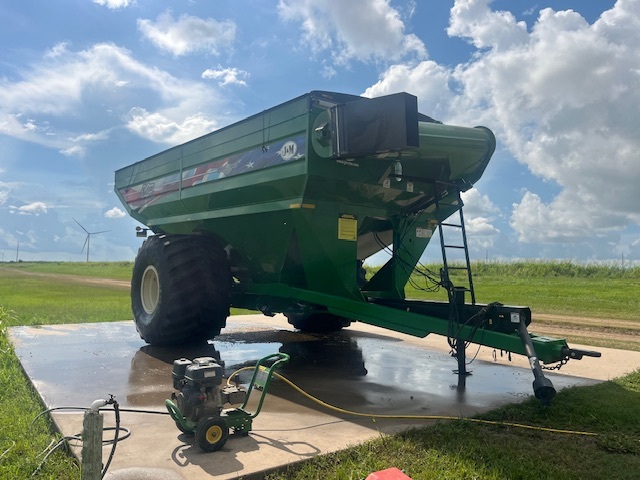 2023 J&M 1401-22 Grain Cart