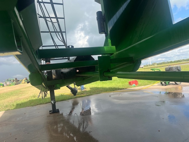 2023 J&M 1401-22 Grain Cart