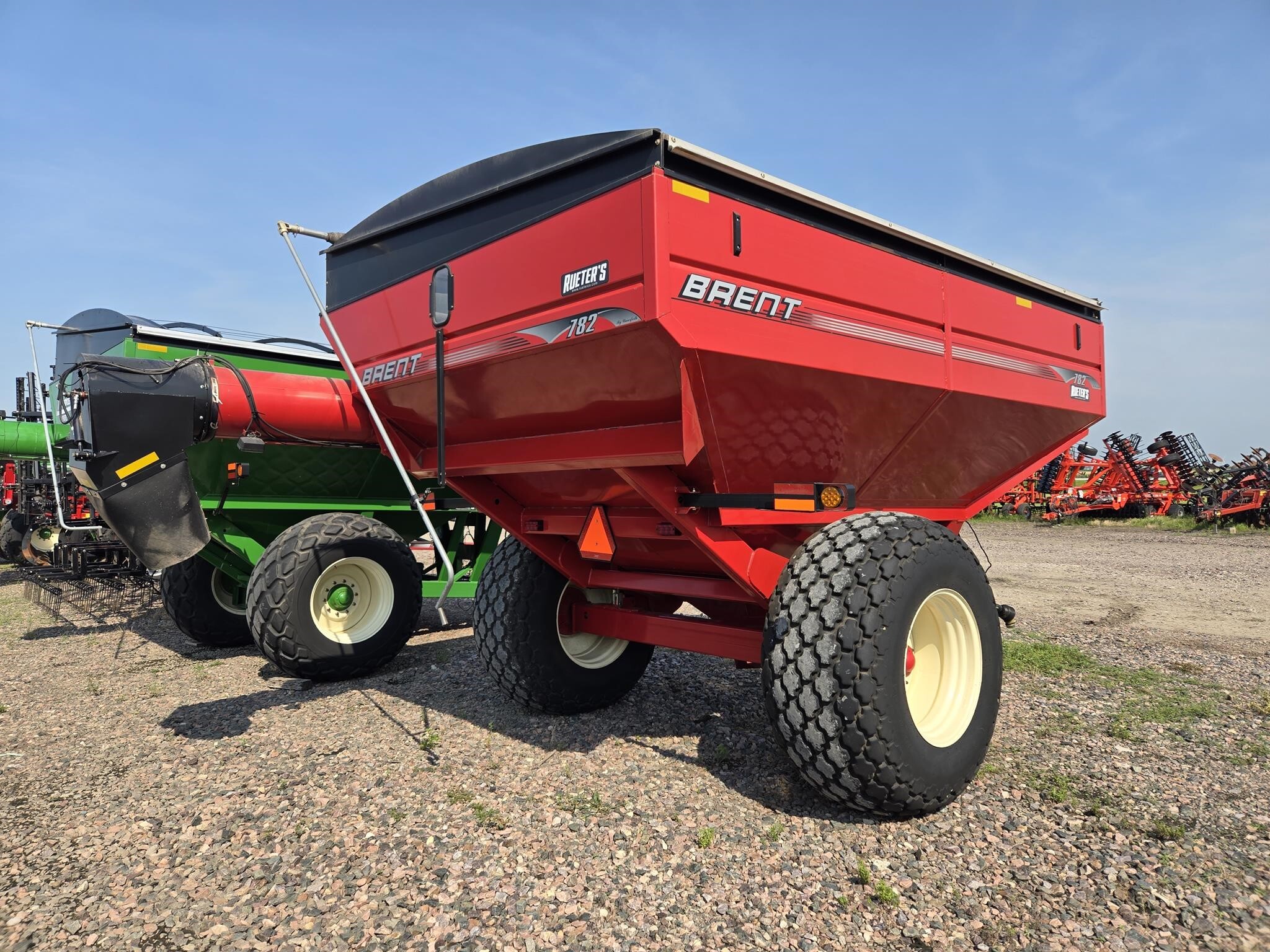 2011 Brent 782 Grain Cart