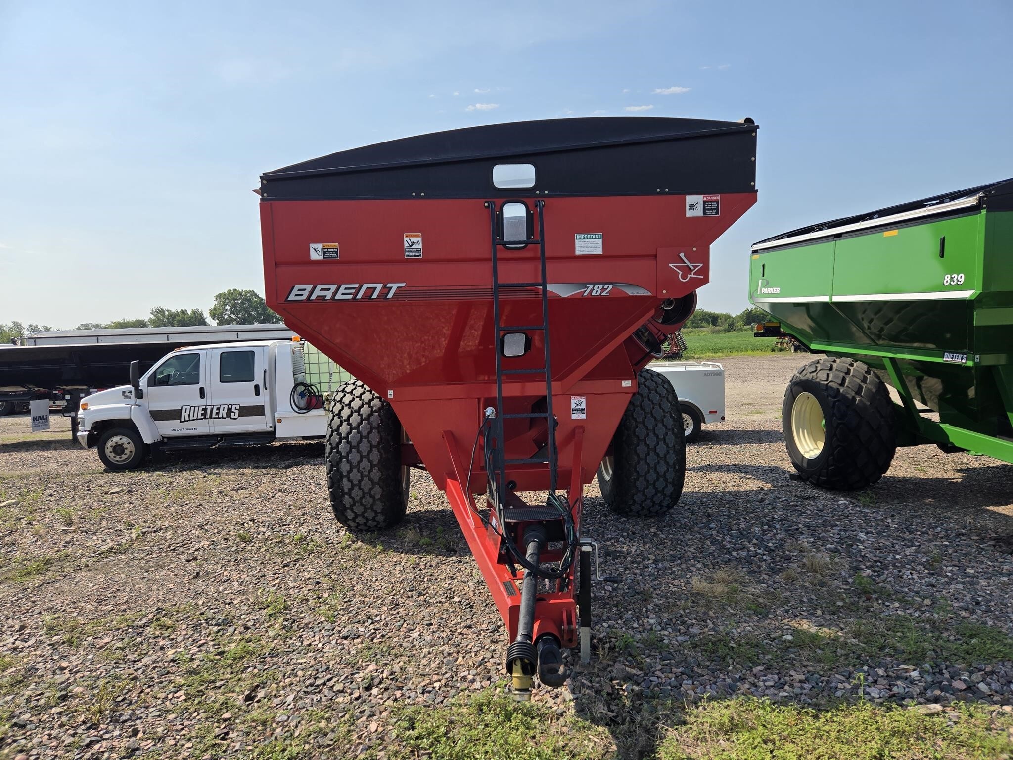 2011 Brent 782 Grain Cart
