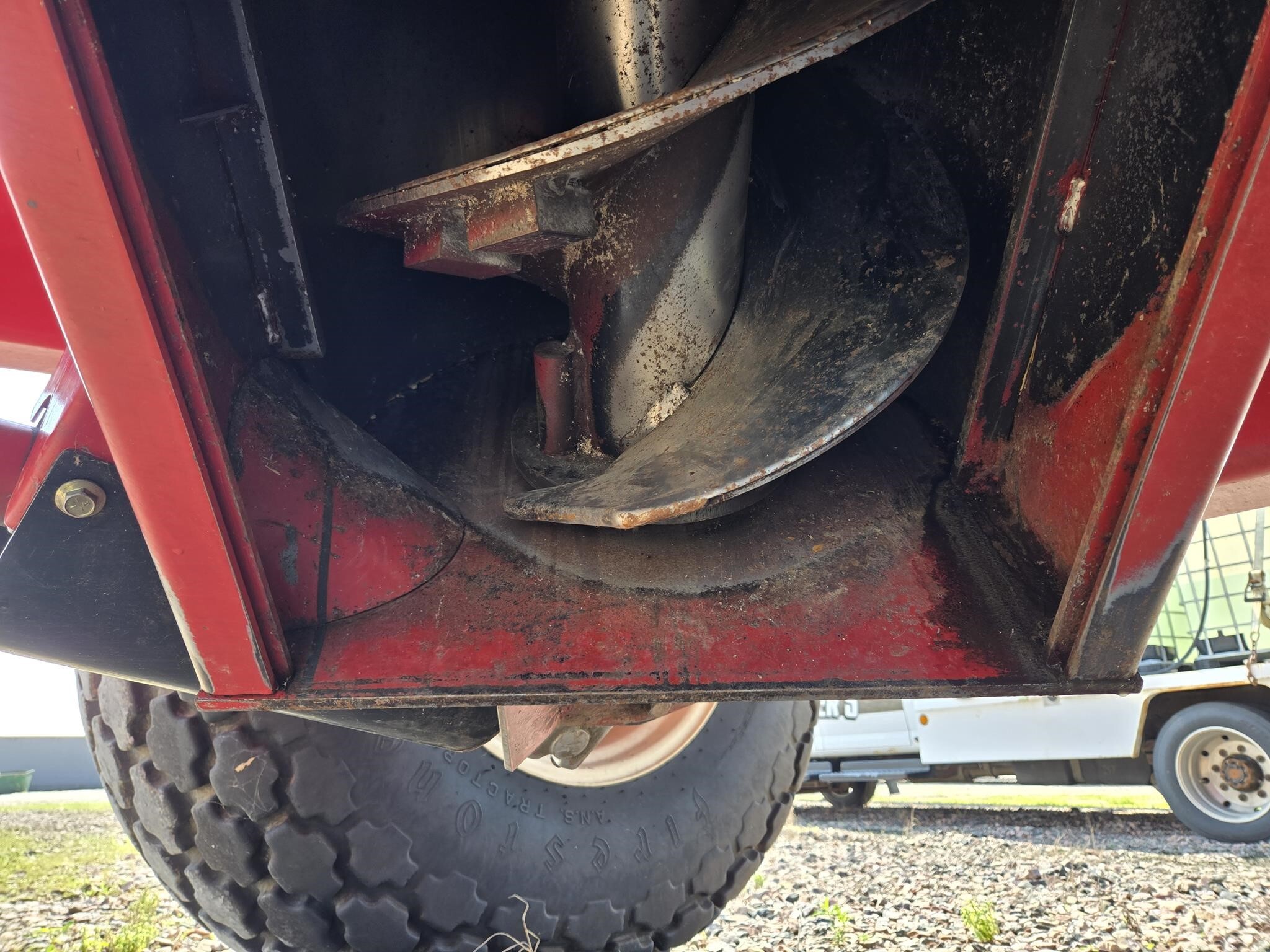2011 Brent 782 Grain Cart