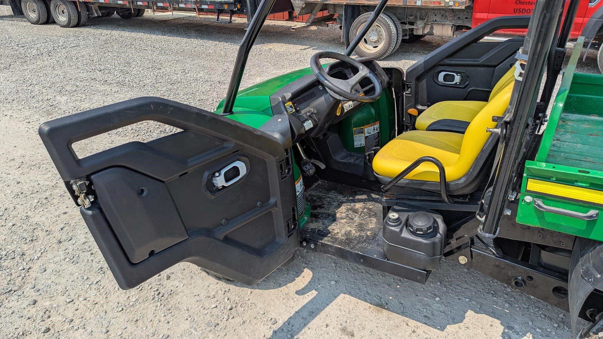 2014 John Deere Gator HPX ATVs and Utility Vehicle