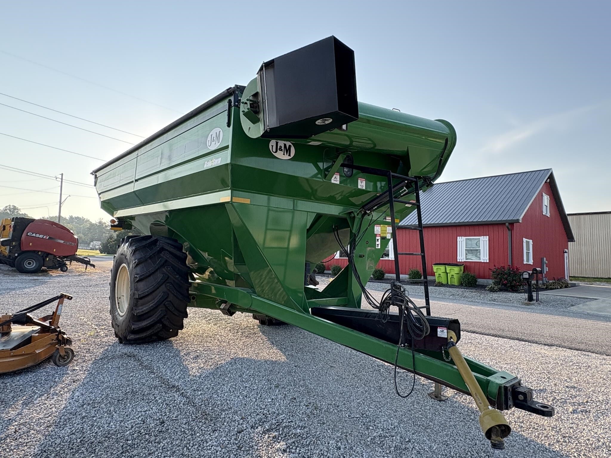 2013 J&M 1051-22 Grain Cart