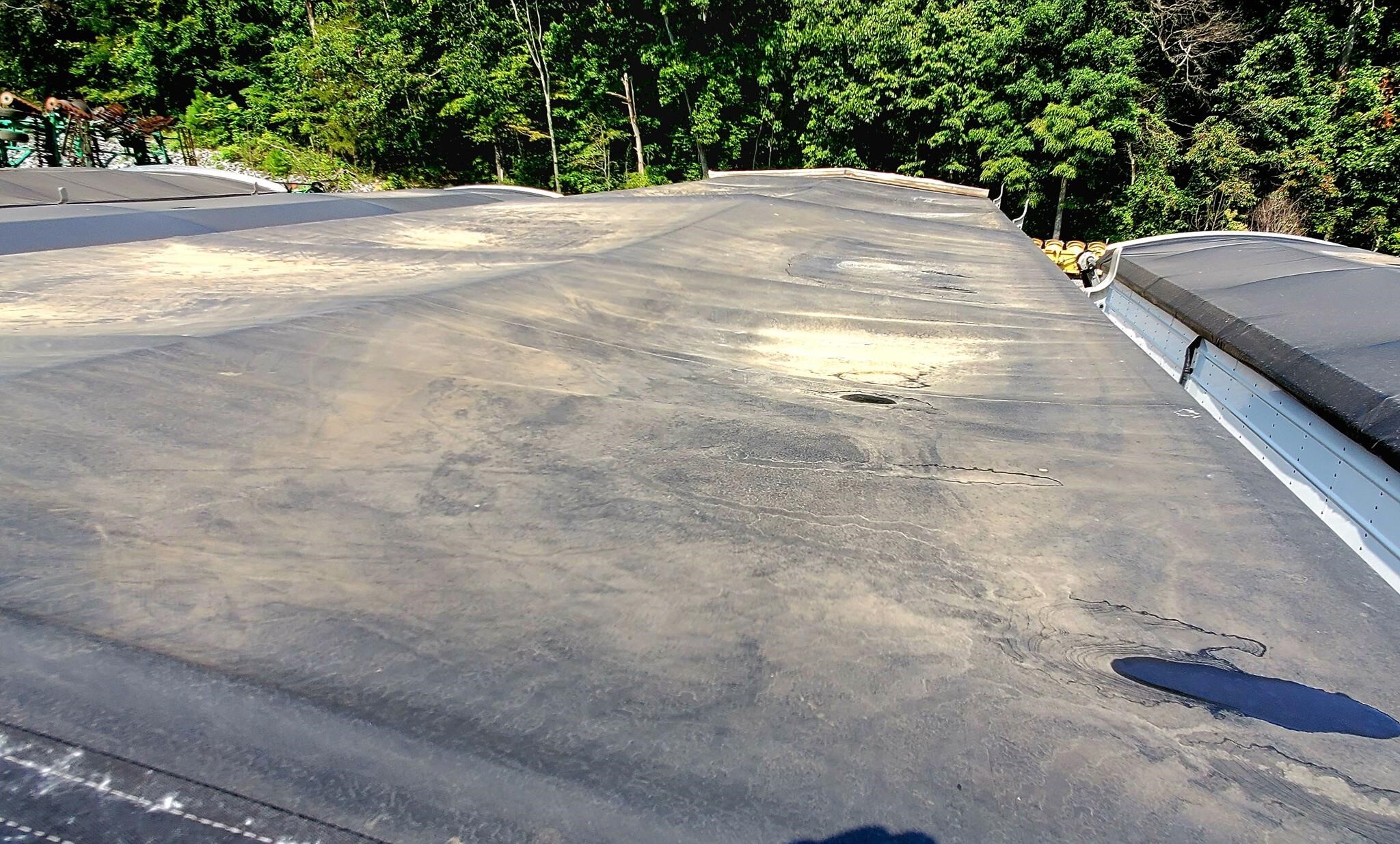 1999 KBH 30FT Semi Trucks/Trailer