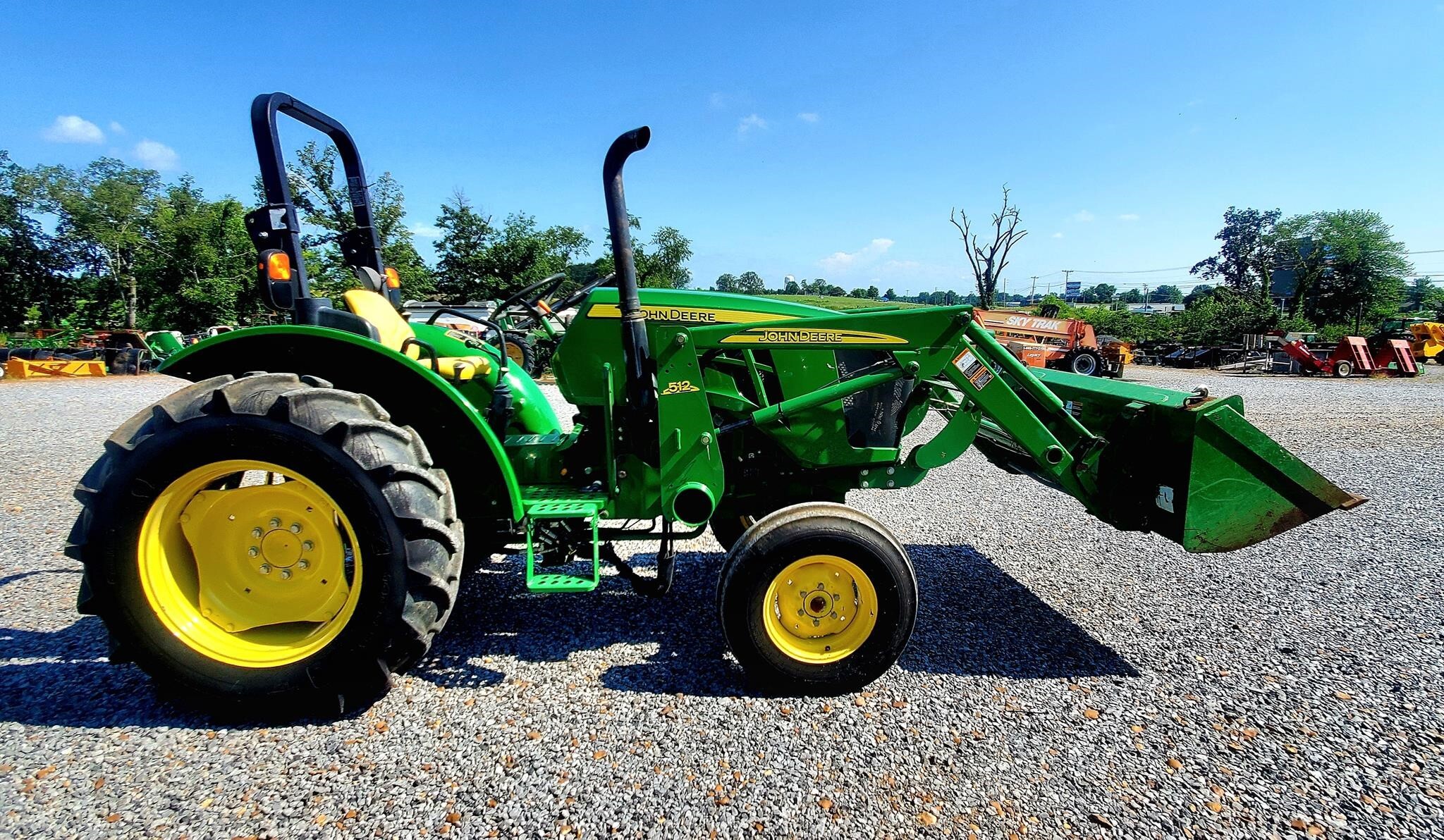 2015 John Deere 5045E Tractor