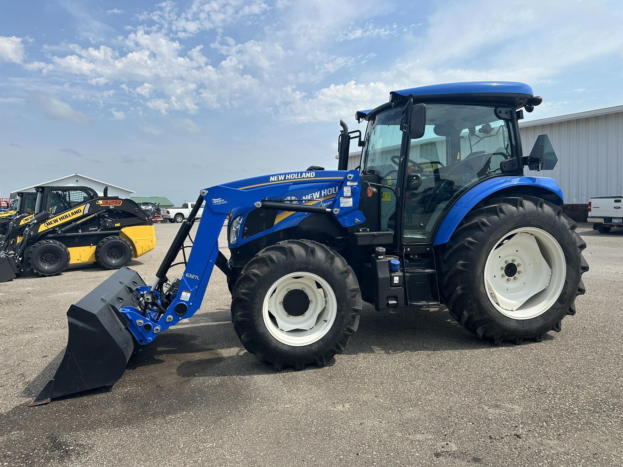 2022 New Holland WORKMASTER 95 Tractor