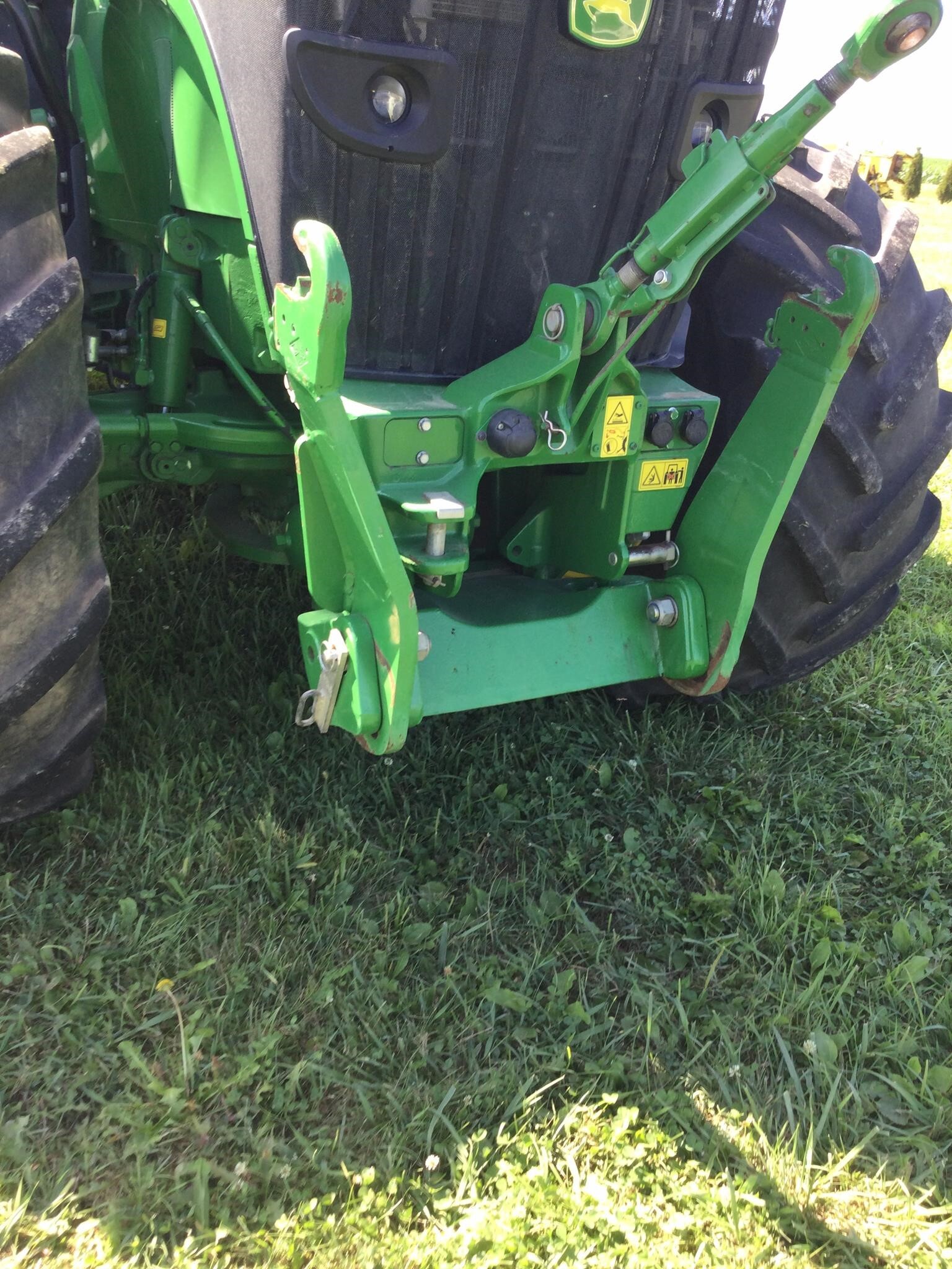 2021 John Deere 7R 330 Tractor