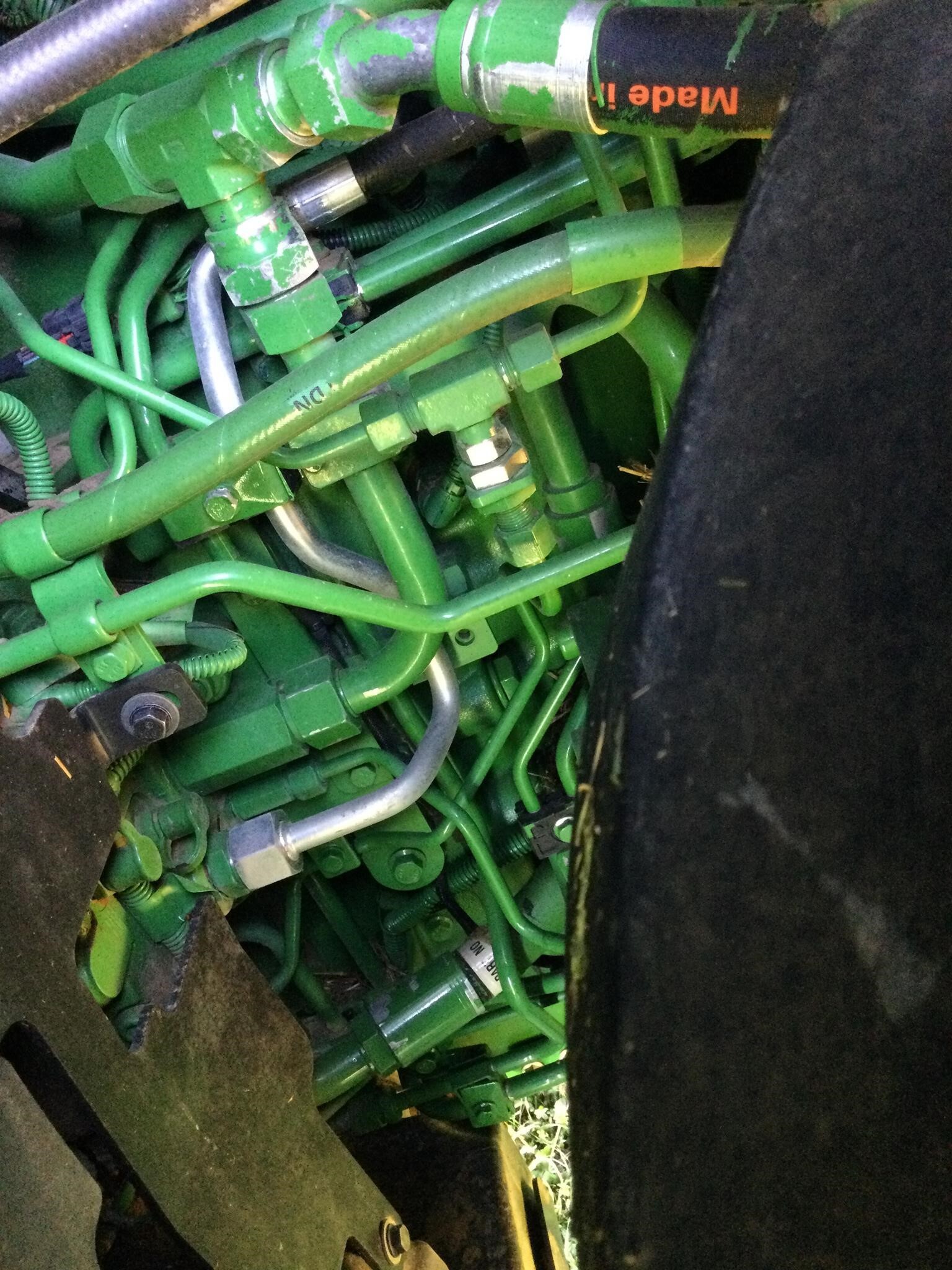 2021 John Deere 7R 330 Tractor