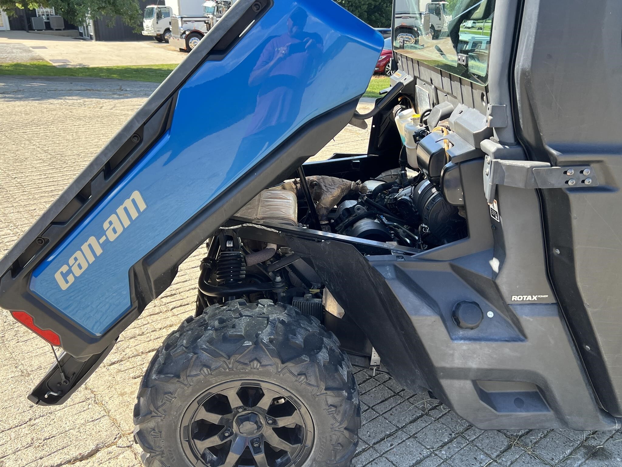 2022 Can-Am DEFENDER LIMITED HD10 ATVs and Utility Vehicle