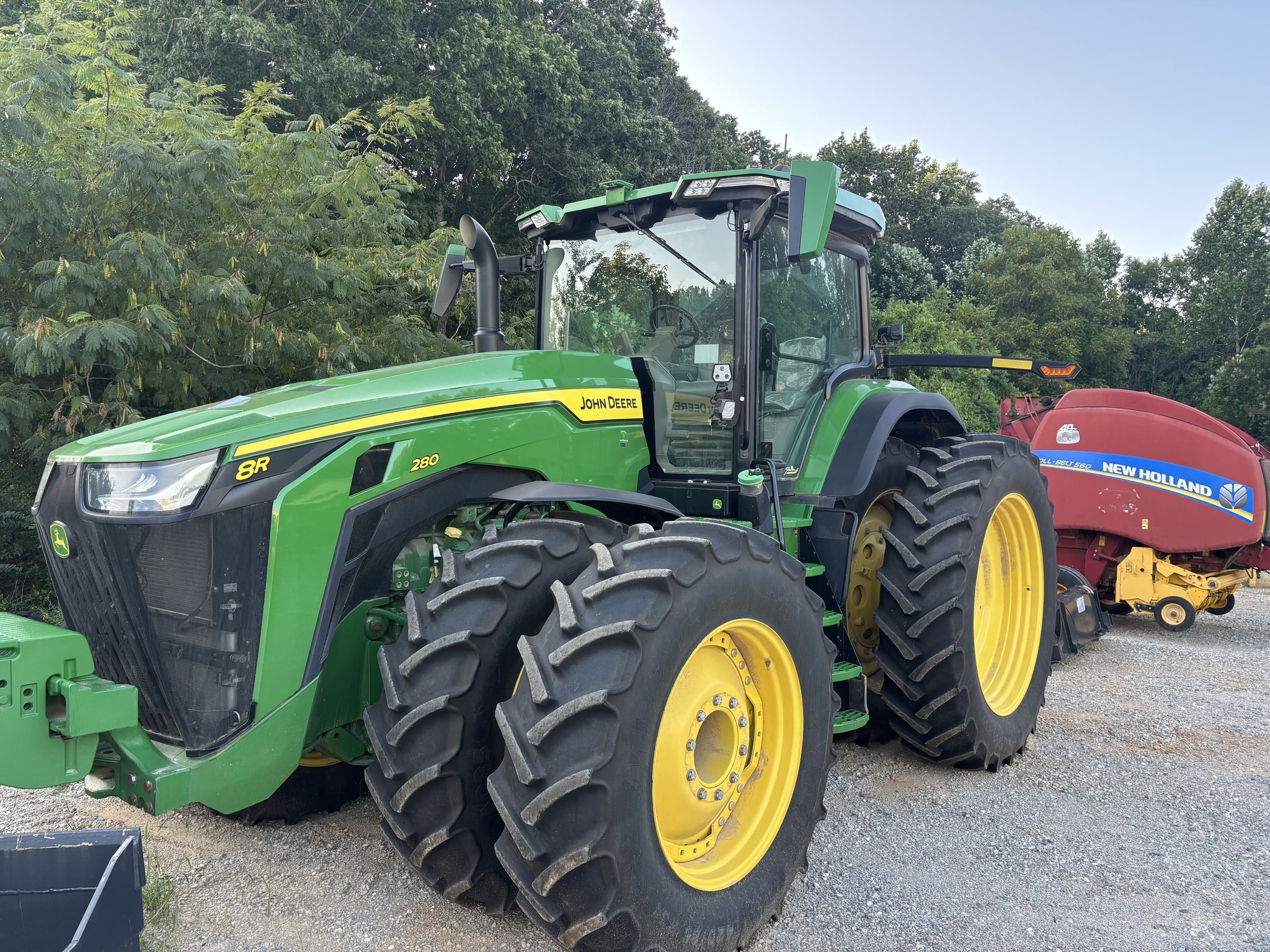 2022 John Deere 8R 280 Tractor