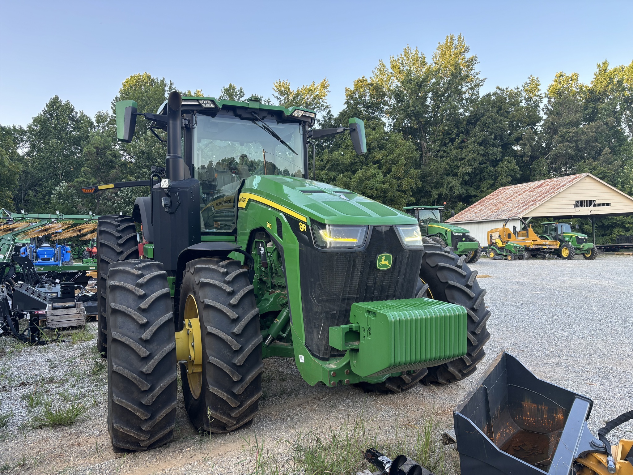 2022 John Deere 8R 280 Tractor