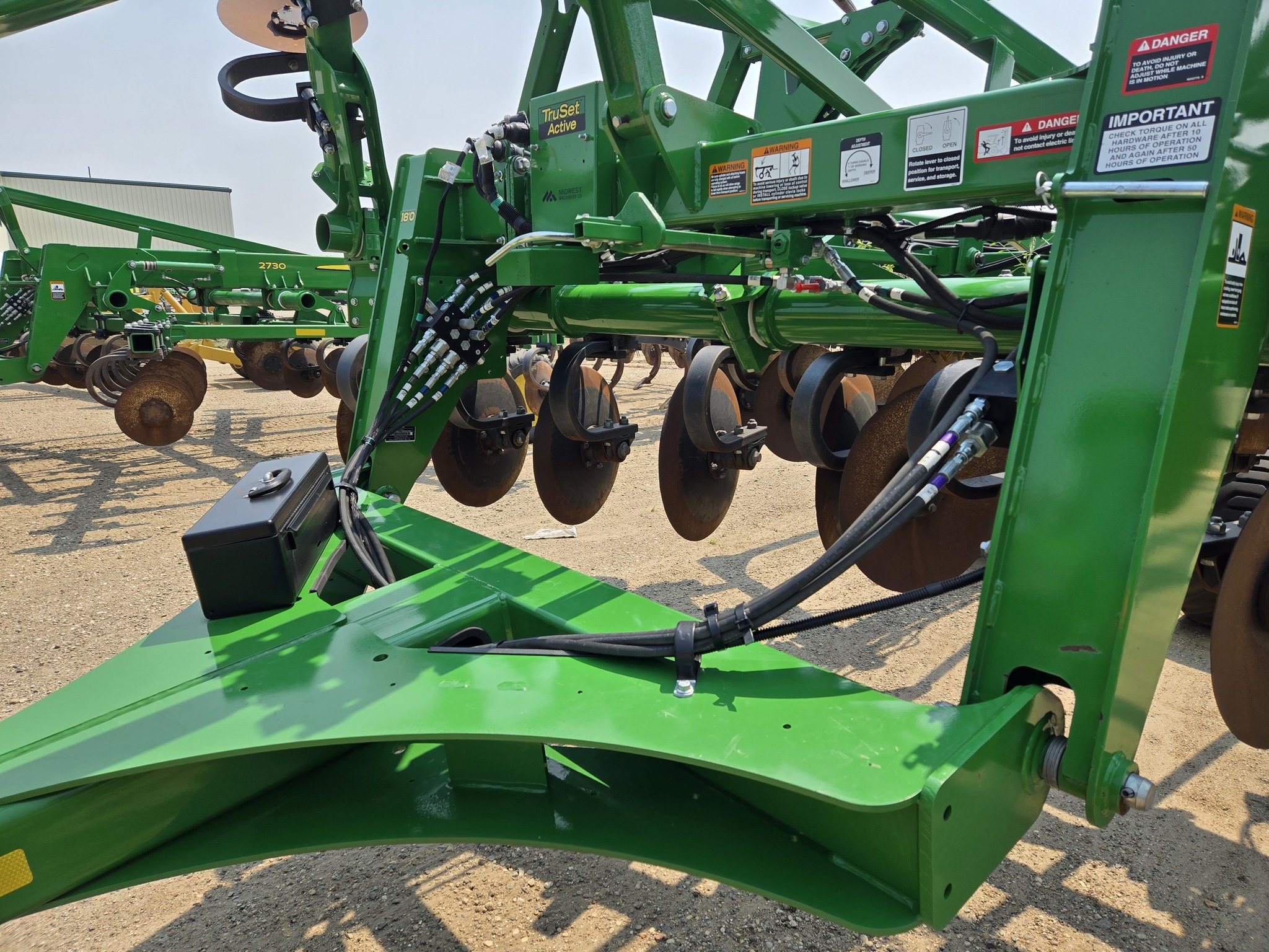 2024 John Deere 2730 Disk Chisel