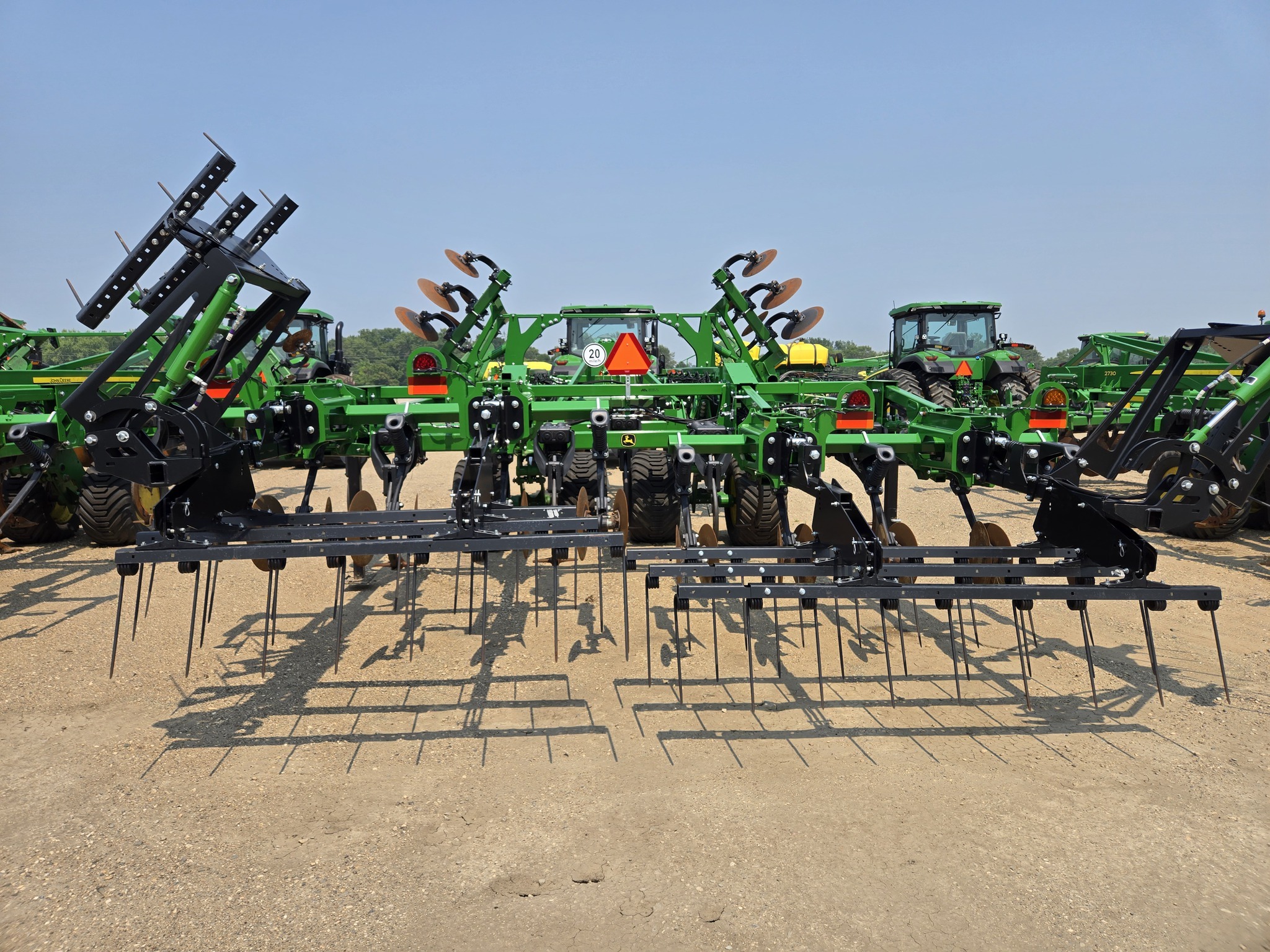 2024 John Deere 2730 Disk Chisel