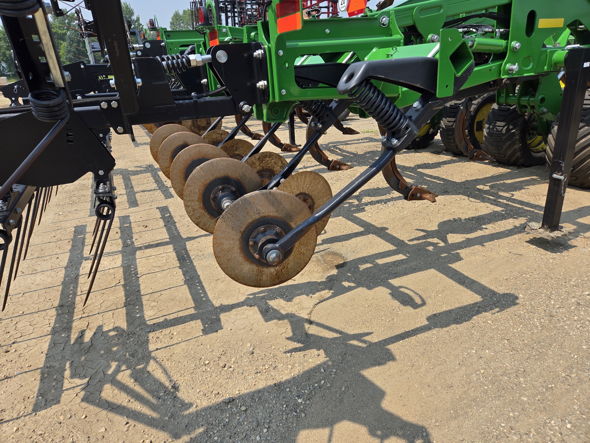 2024 John Deere 2730 Disk Chisel