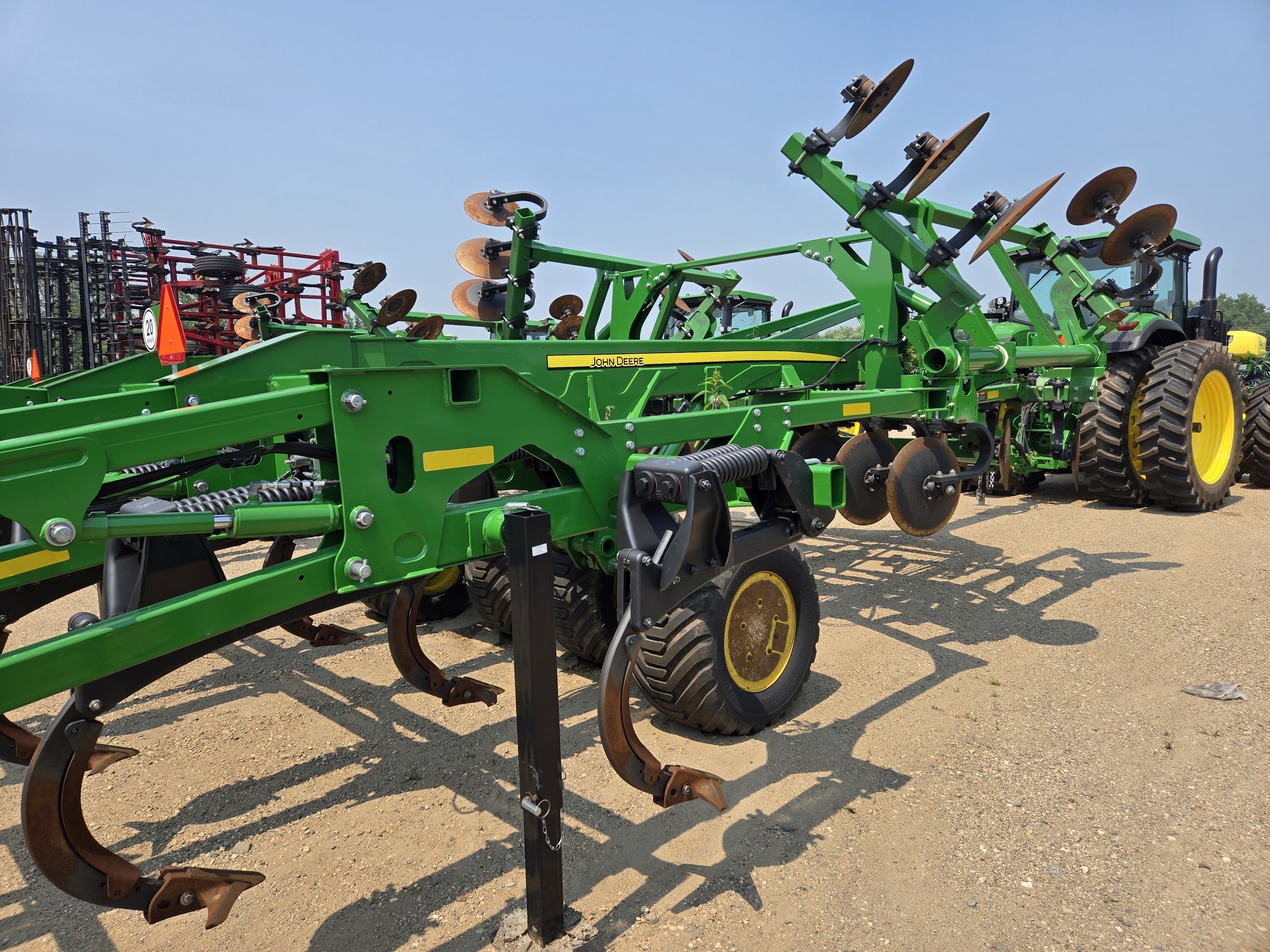 2024 John Deere 2730 Disk Chisel