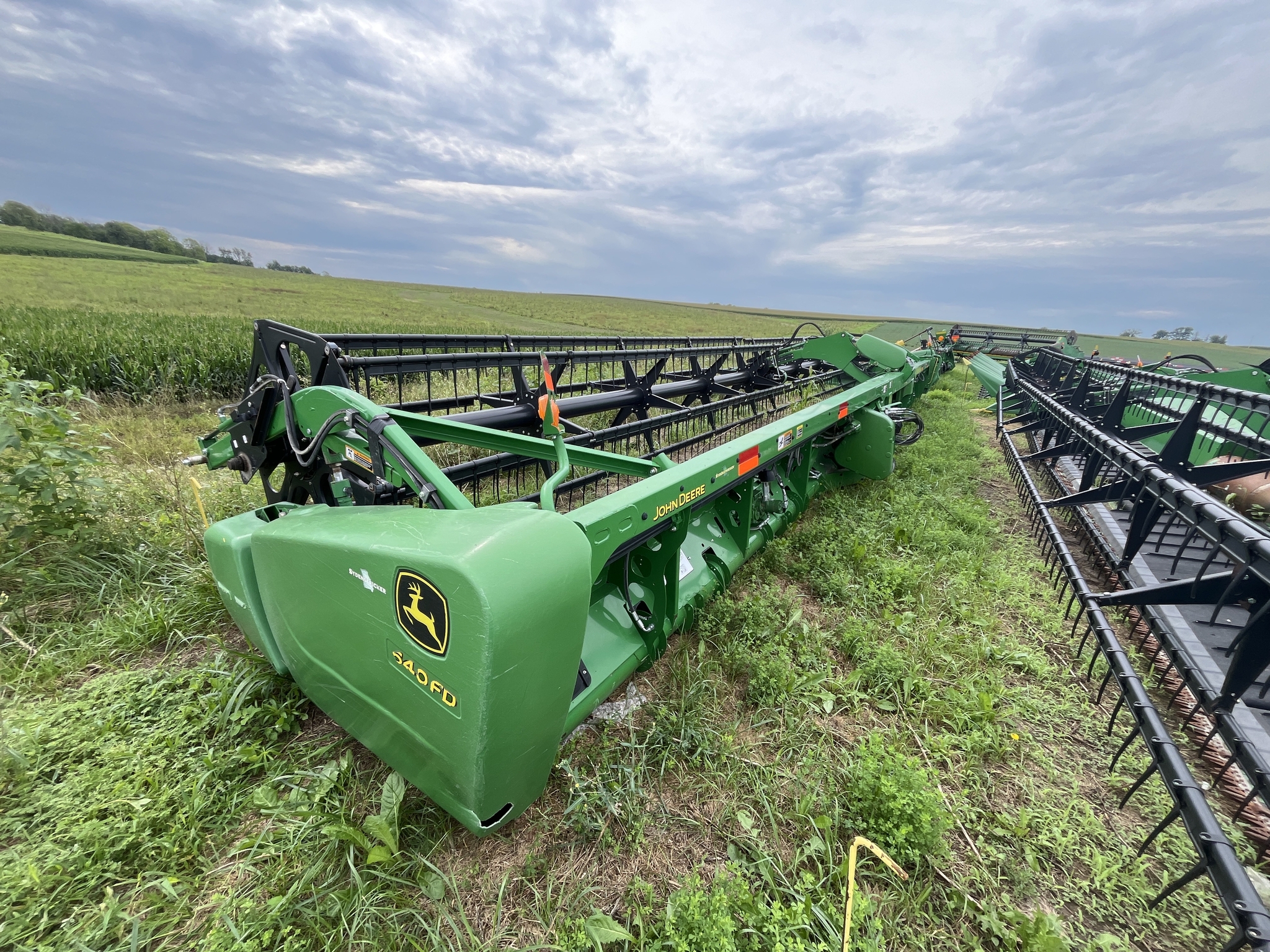 2012 John Deere 640FD Platform