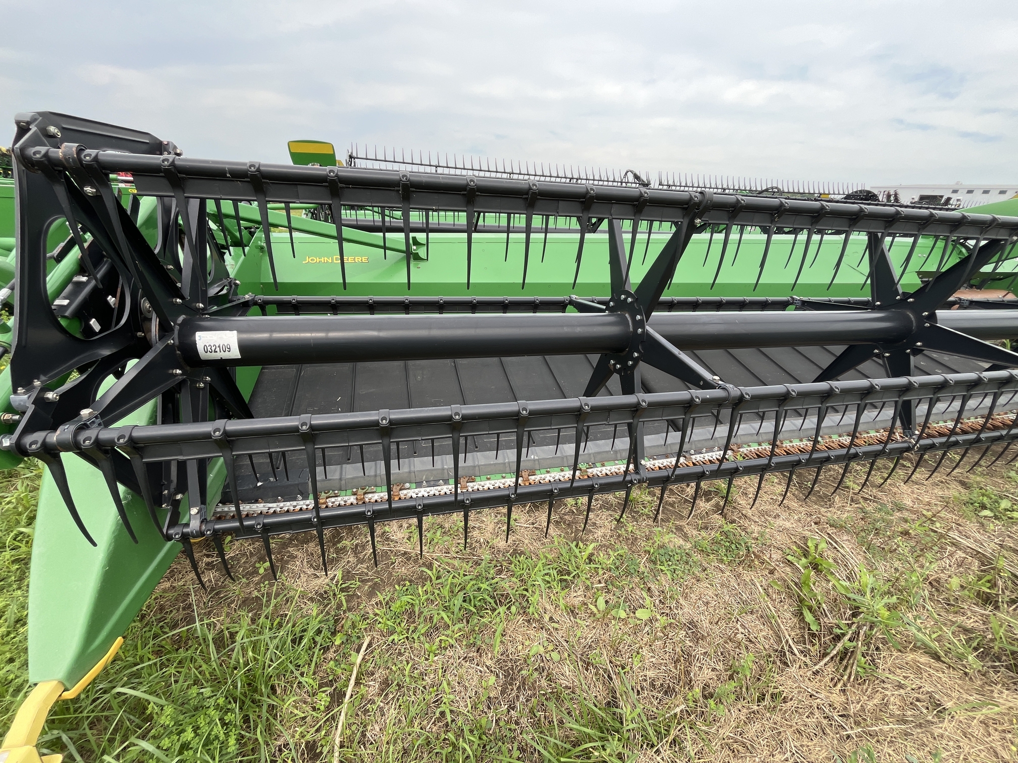 2012 John Deere 640FD Platform