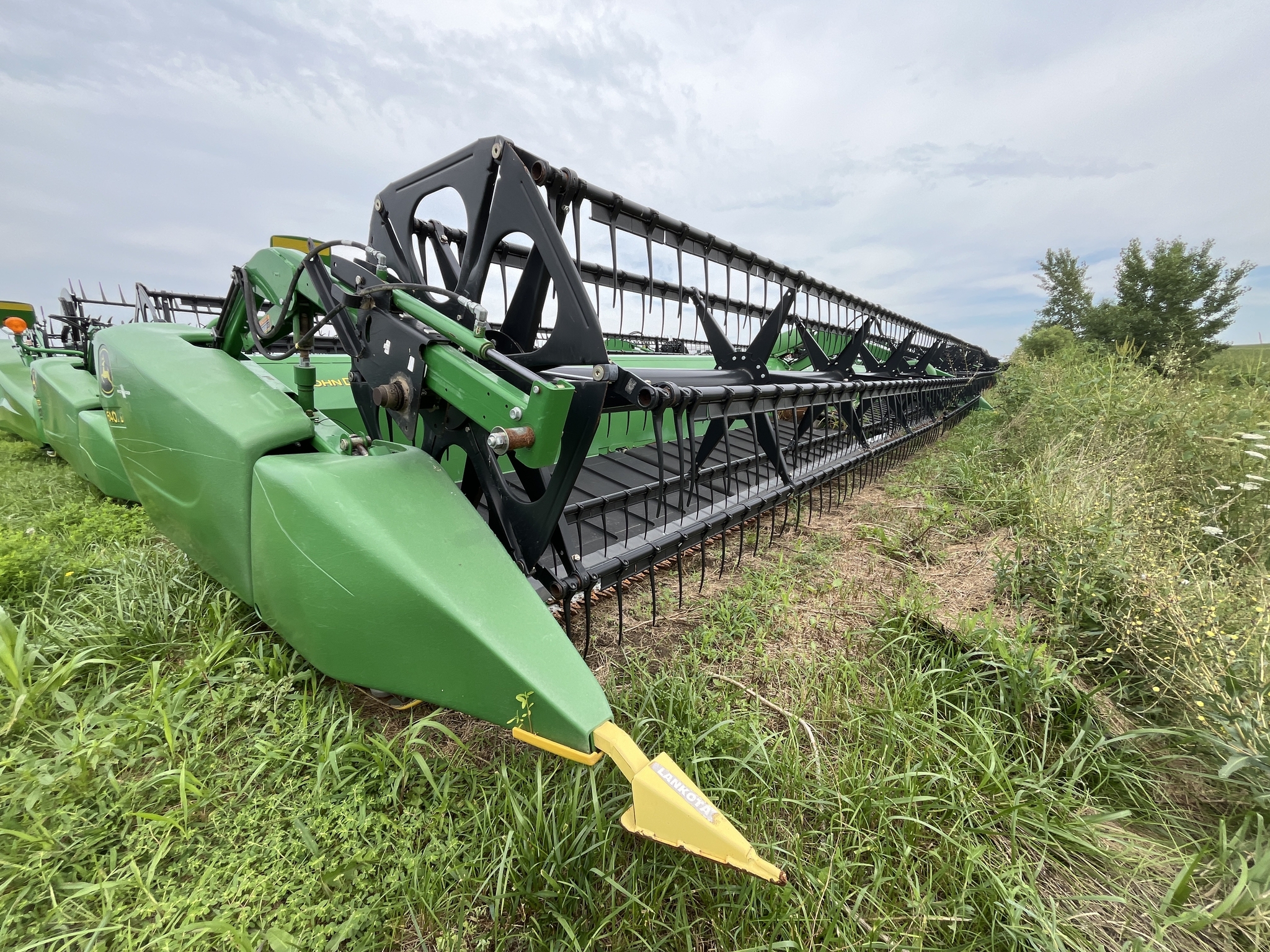 2012 John Deere 640FD Platform