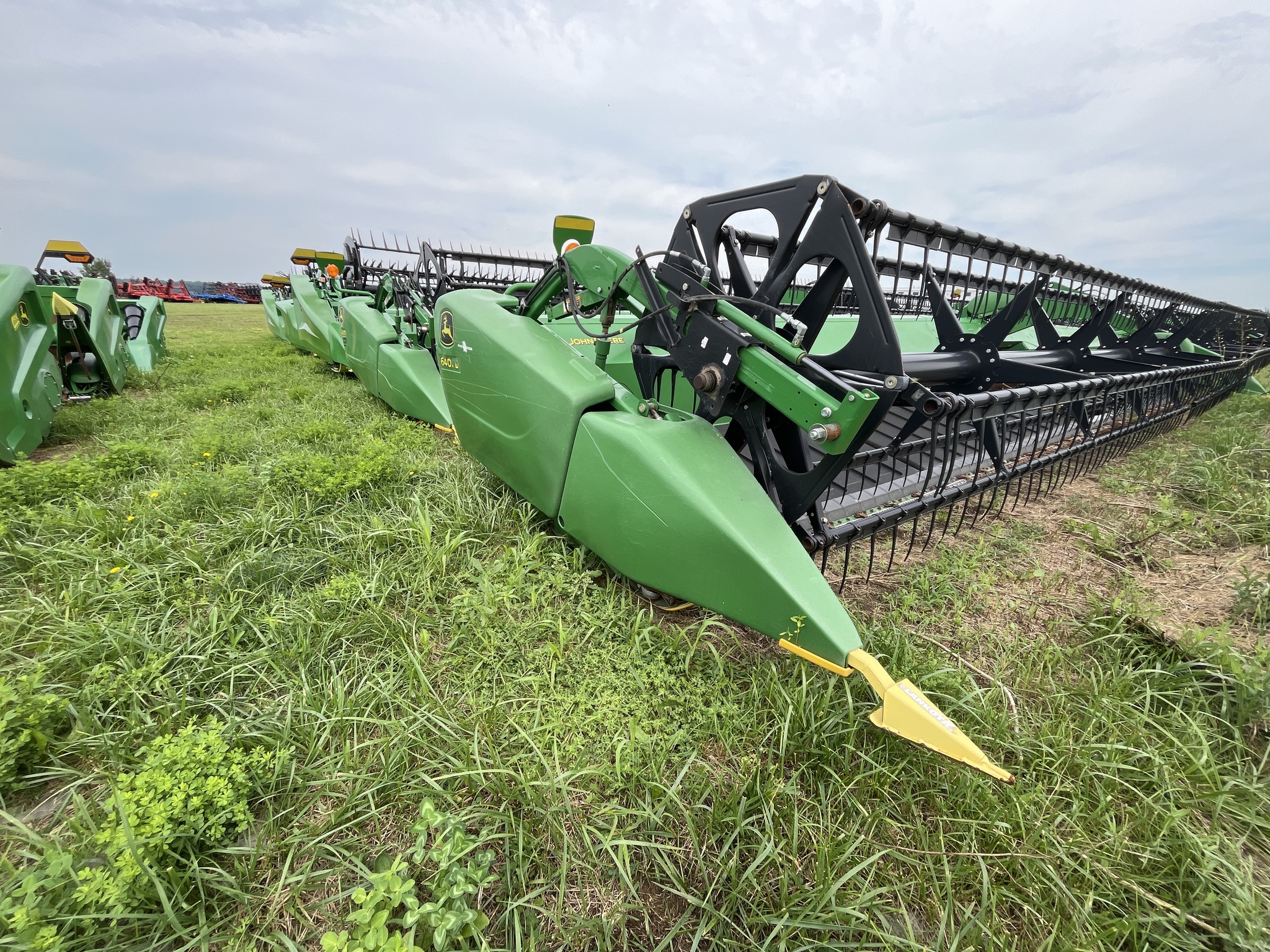 2012 John Deere 640FD Platform