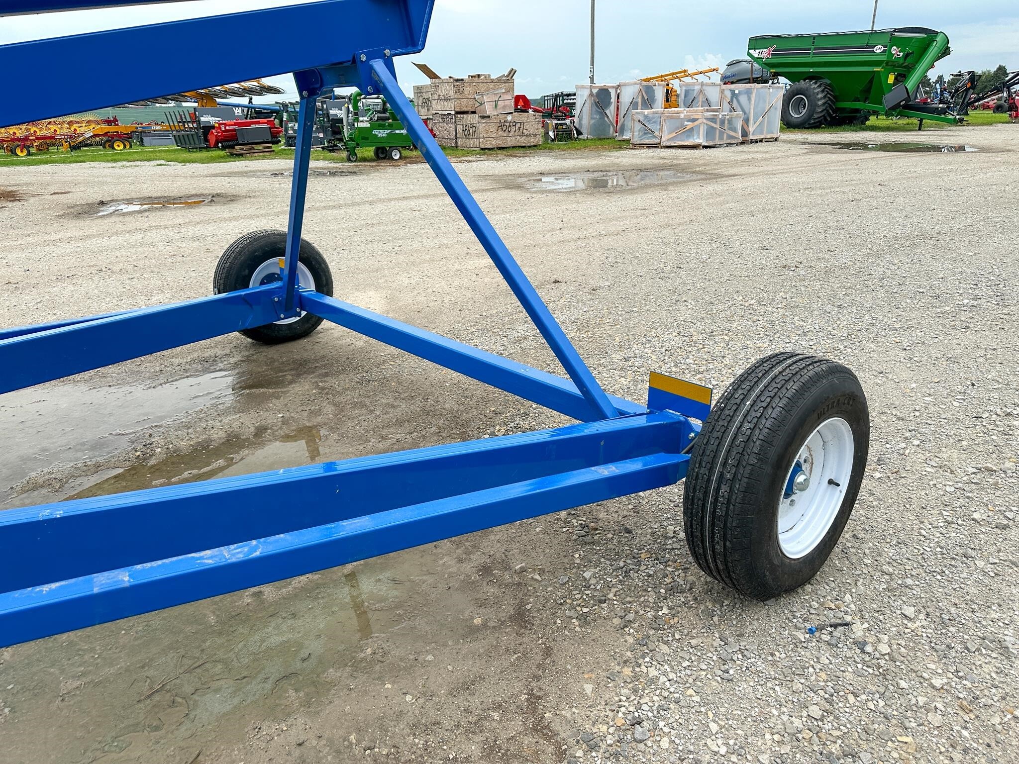 2026 Brandt 1060HP Augers and Conveyor