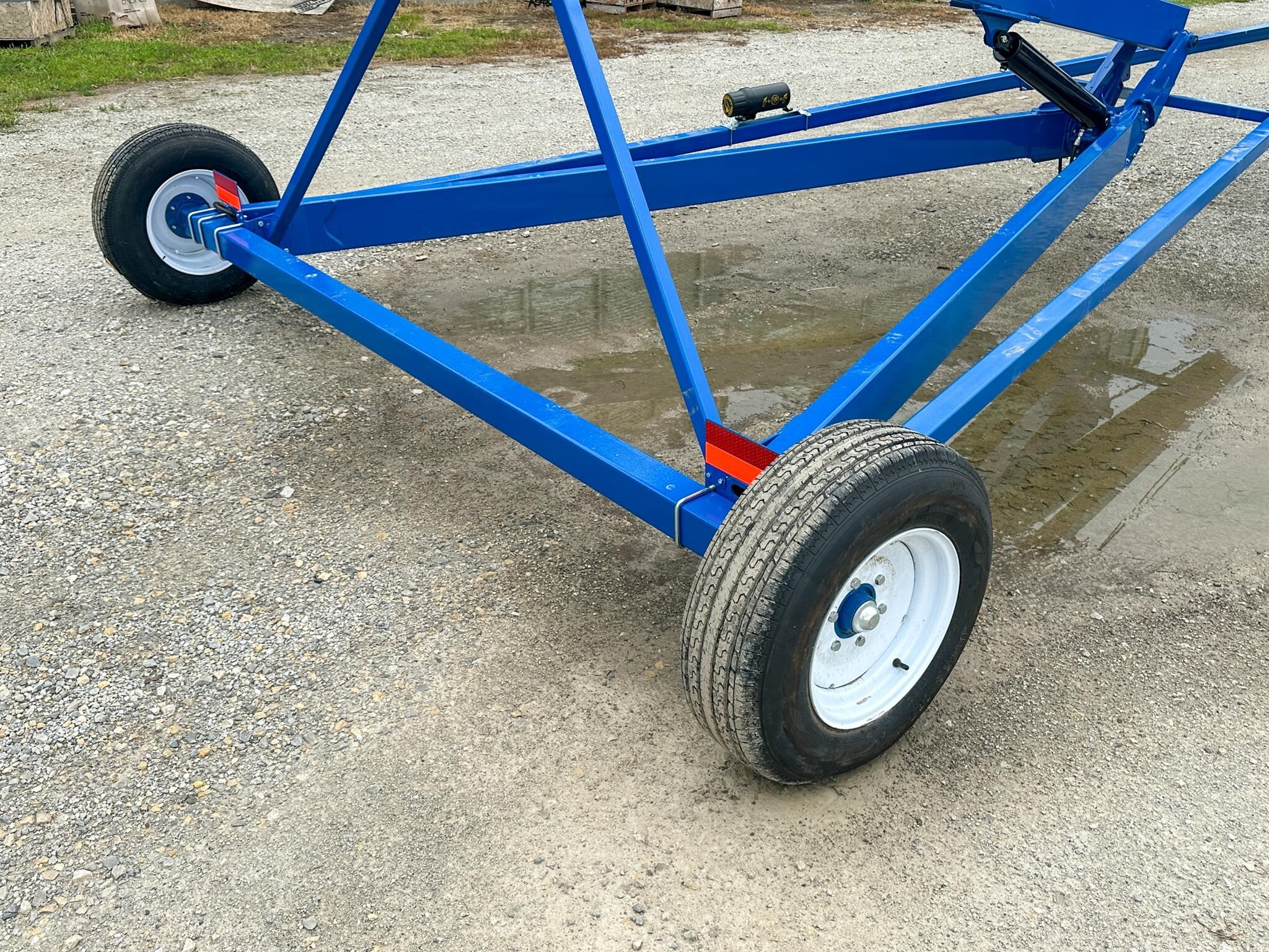 2026 Brandt 1060HP Augers and Conveyor