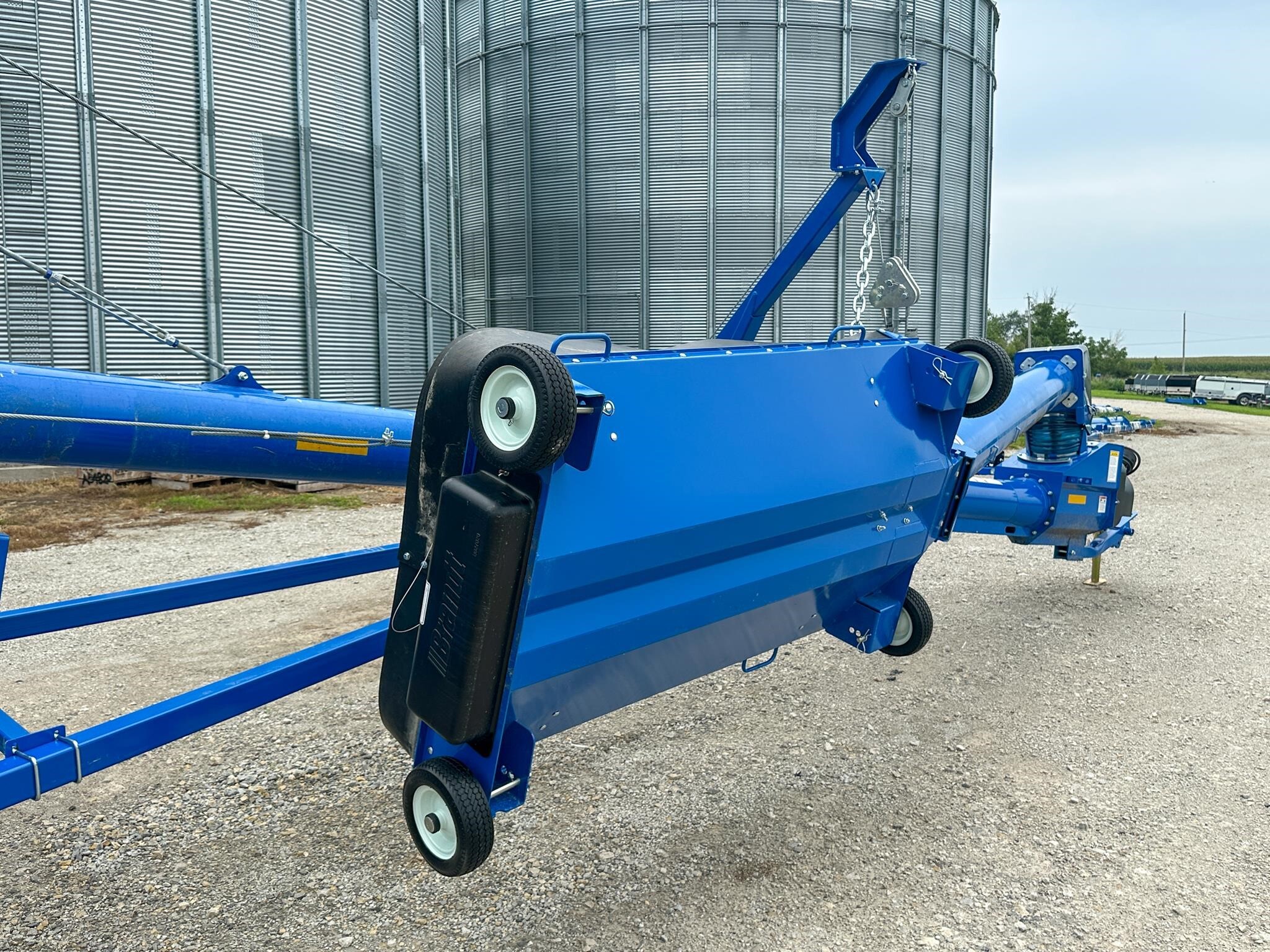 2026 Brandt 1060HP Augers and Conveyor