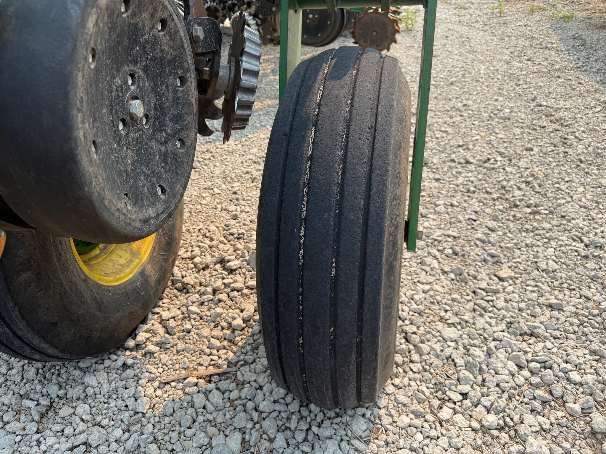 2009 John Deere 1770NT Planter
