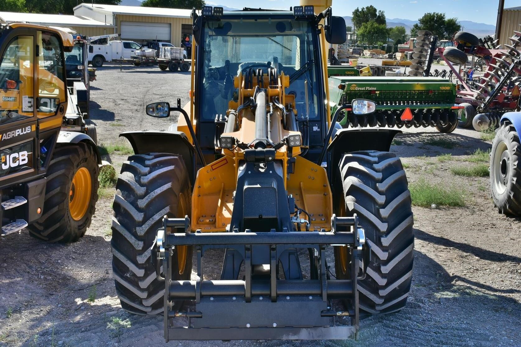 2025 JCB TM420 Wheel Loader