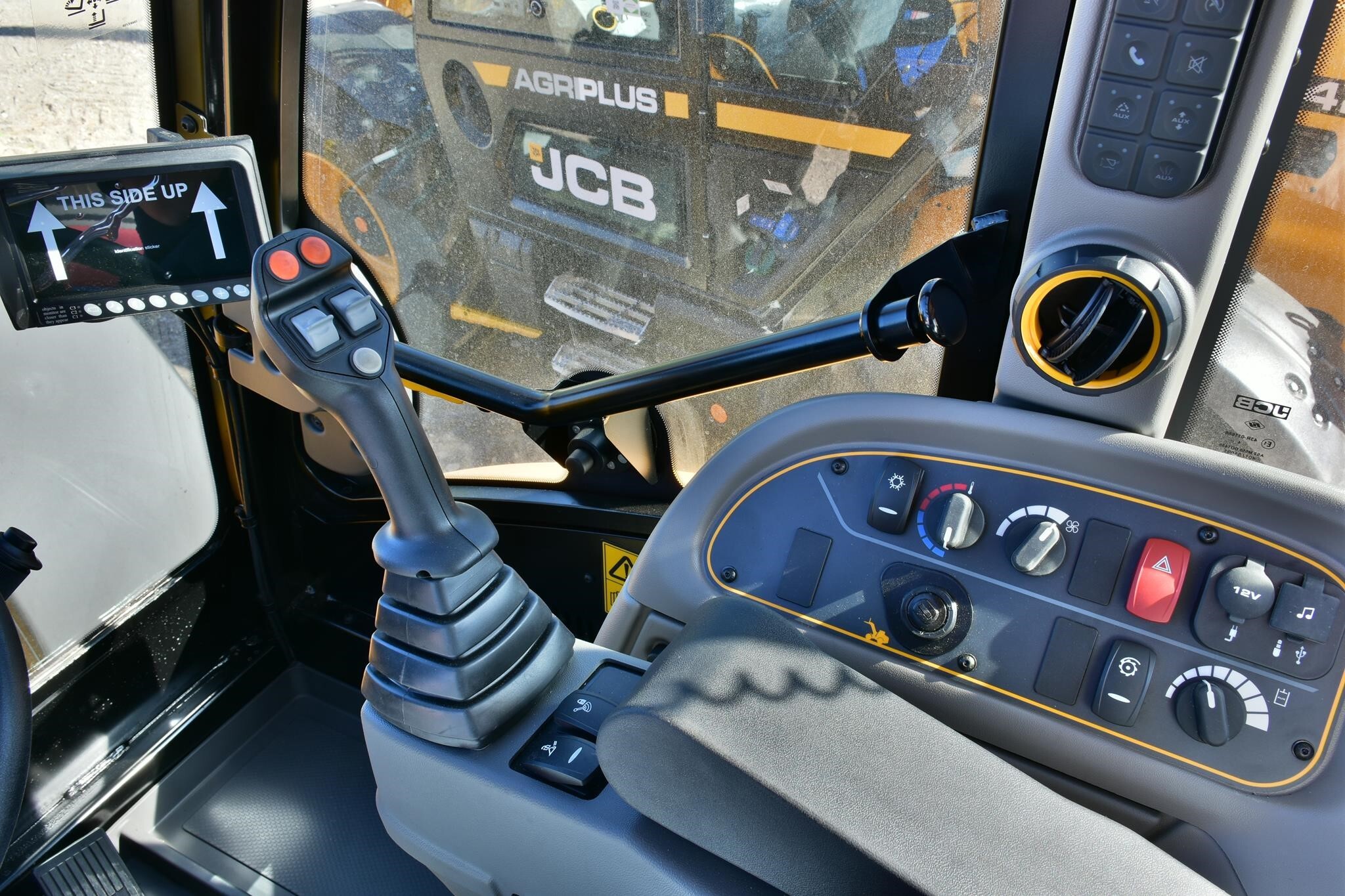 2025 JCB TM420 Wheel Loader