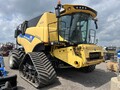 2019 New Holland CR8.90 Combine