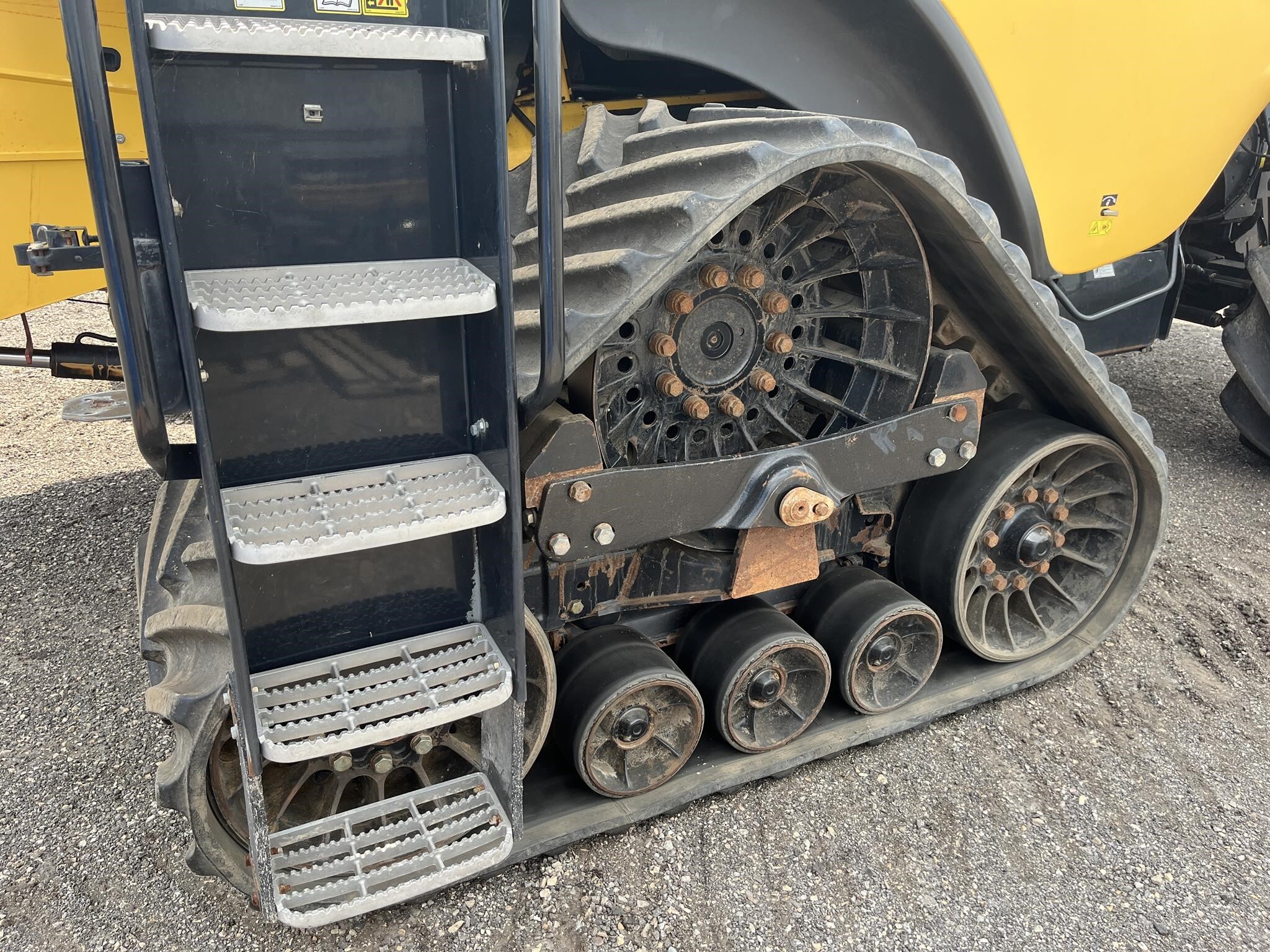 2019 New Holland CR8.90 Combine